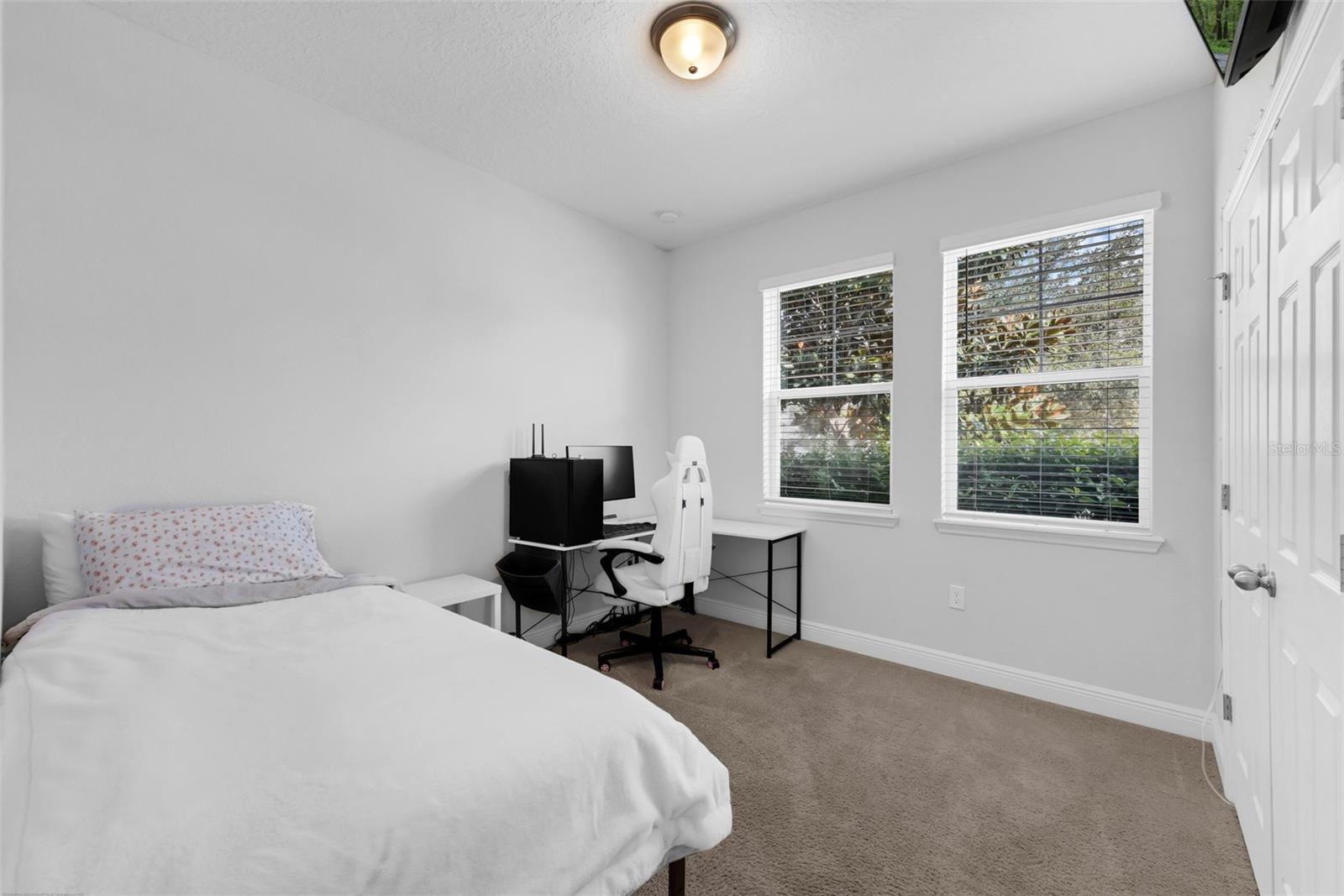 Image 16 of 32 For 2087 Laurelwood Way