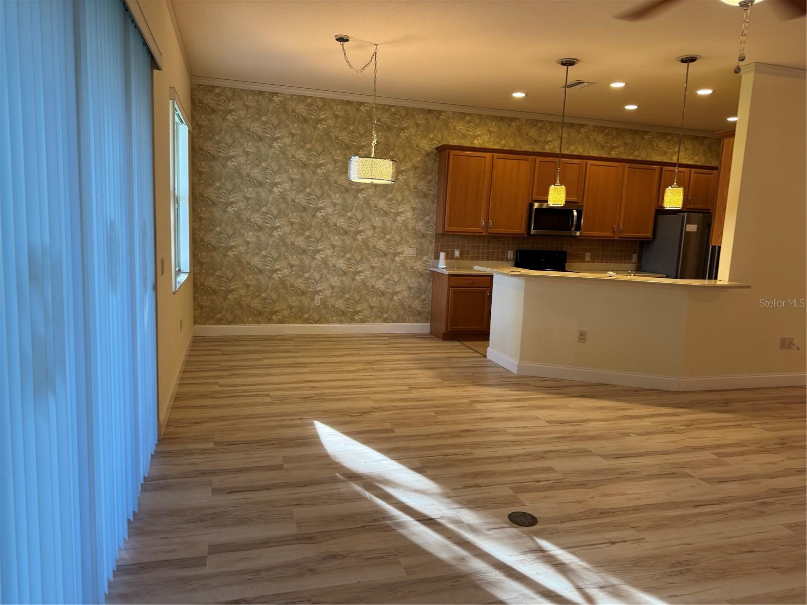 Image 18 of 40 For 2470 Salzburg Loop