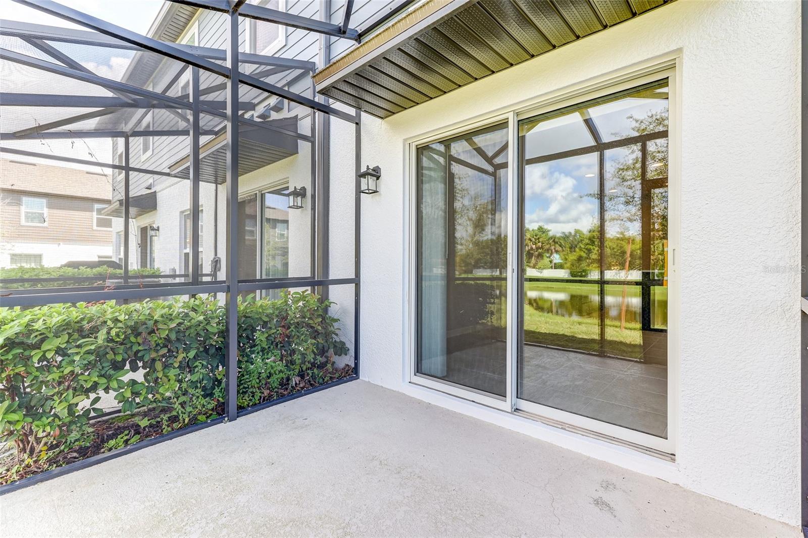 Image 19 of 52 For 432 Cape Honeysuckle Place