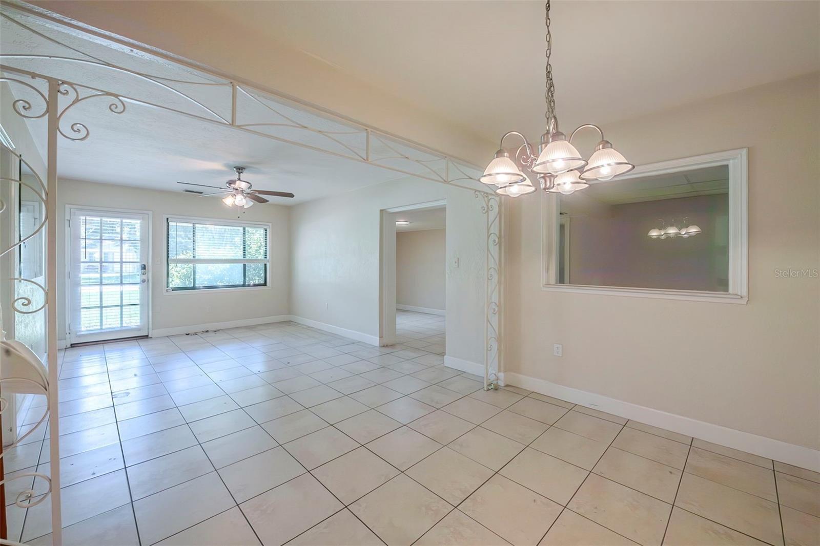 Image 10 of 27 For 840 Huntington Place