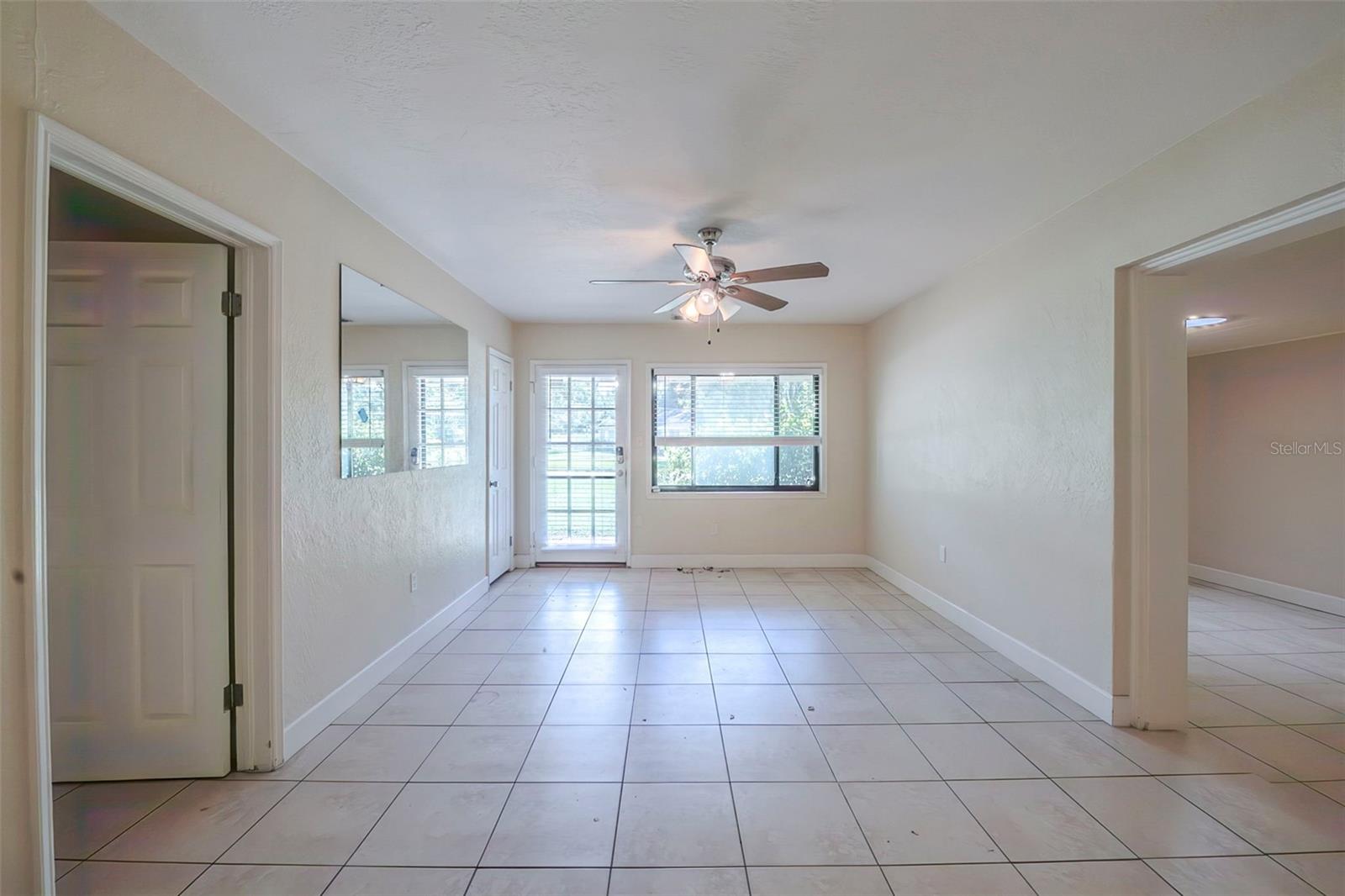 Image 6 of 27 For 840 Huntington Place