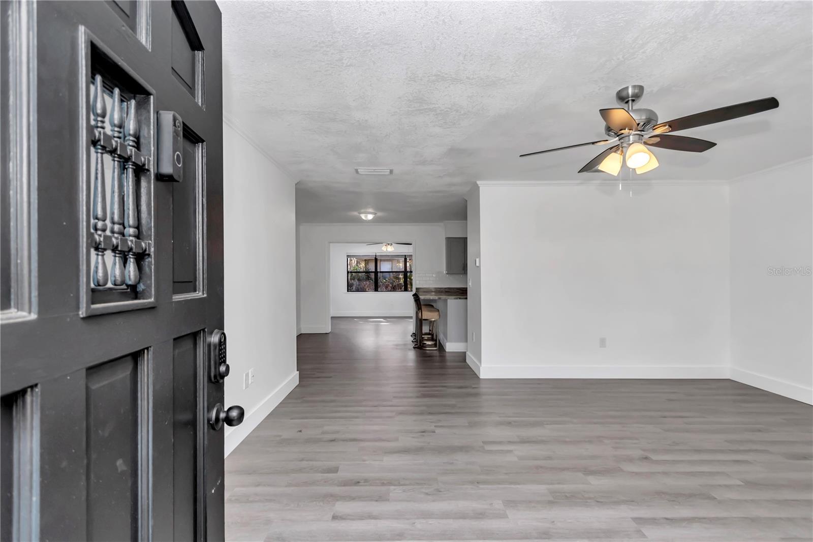 Image 3 of 36 For 520 38th Street