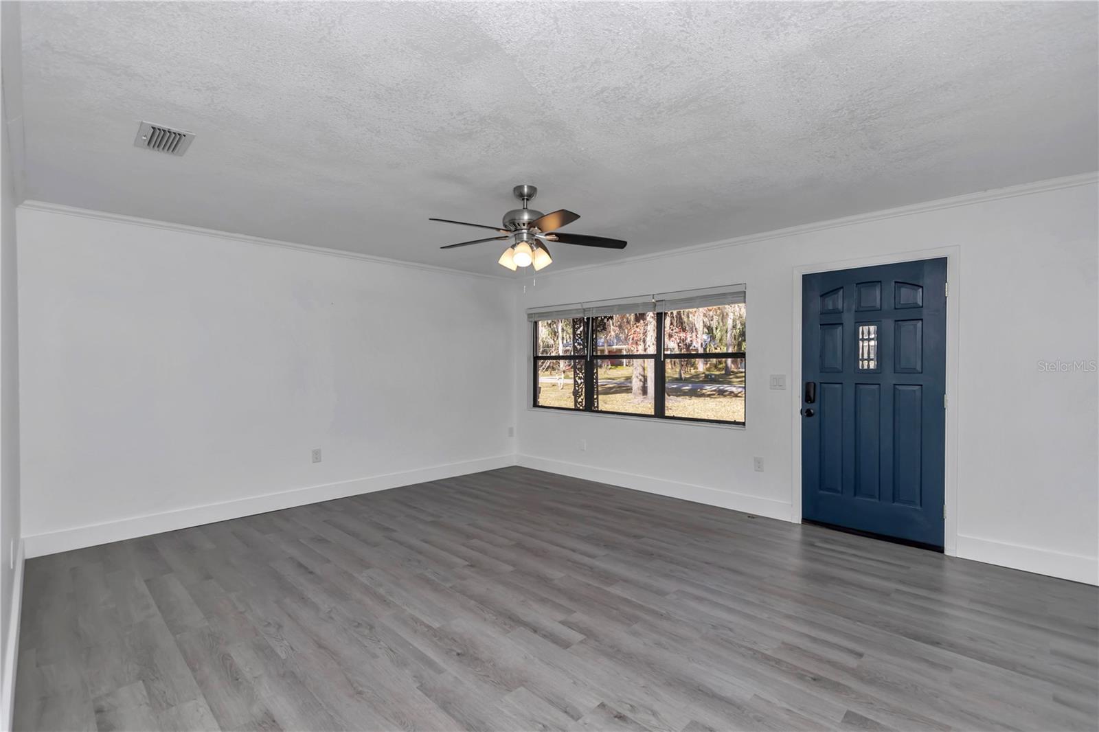 Image 4 of 36 For 520 38th Street