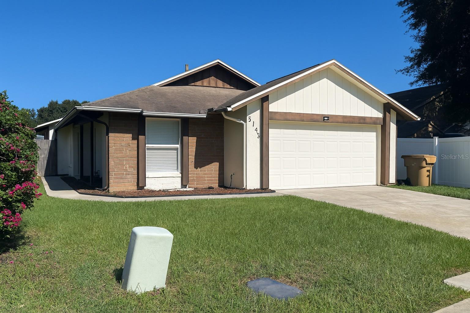 Image 2 of 17 For 3143 Pinto Drive