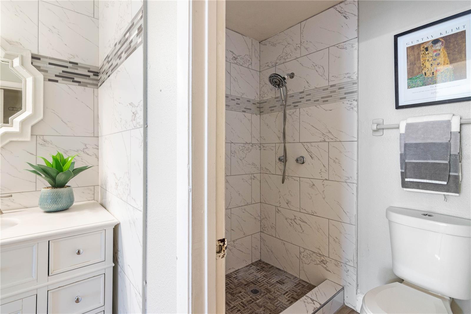 Image 28 of 36 For 3143 Pinto Drive