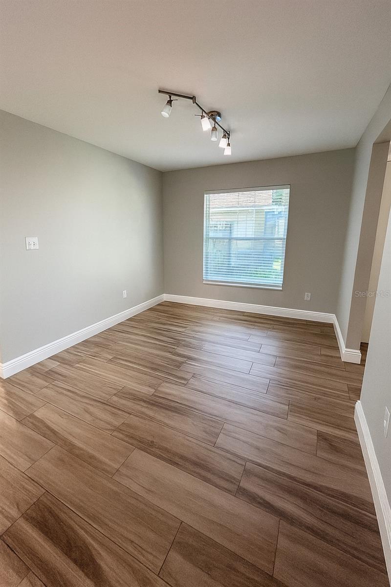 Image 6 of 17 For 3143 Pinto Drive
