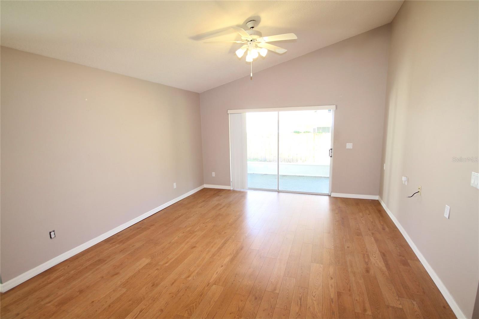 Image 10 of 33 For 9429 Southern Garden Circle