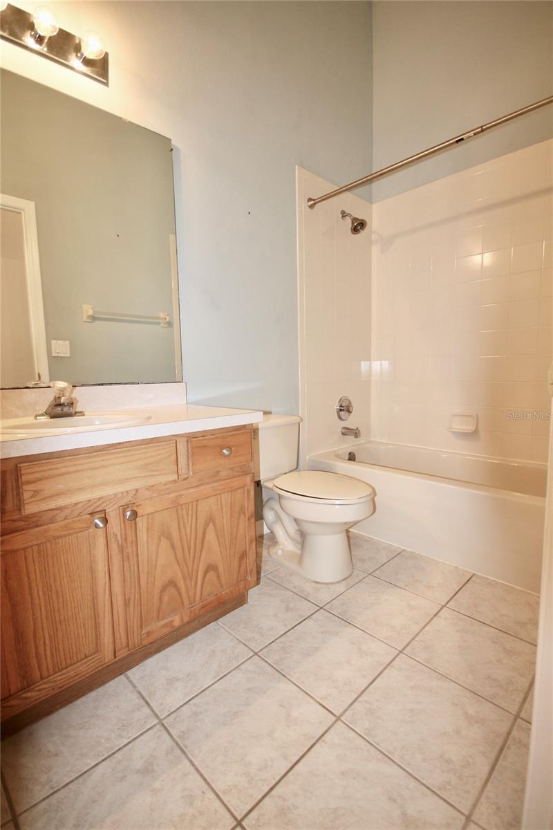 Image 22 of 33 For 9429 Southern Garden Circle