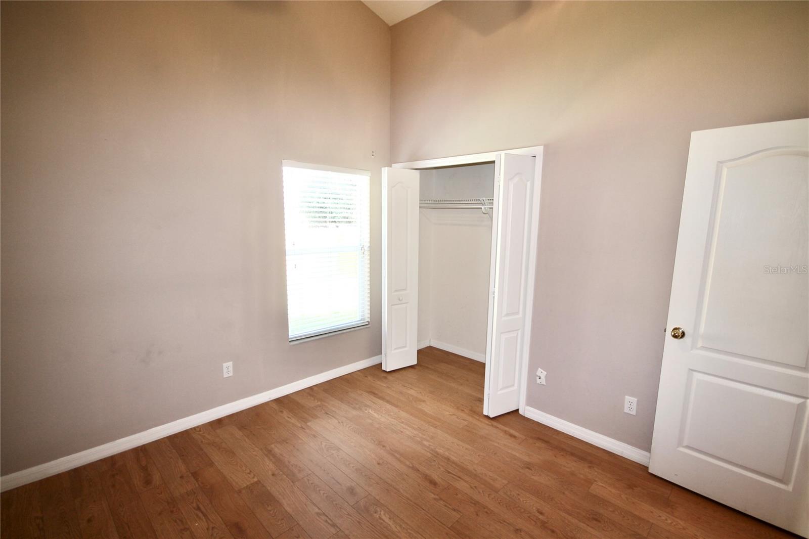 Image 26 of 33 For 9429 Southern Garden Circle