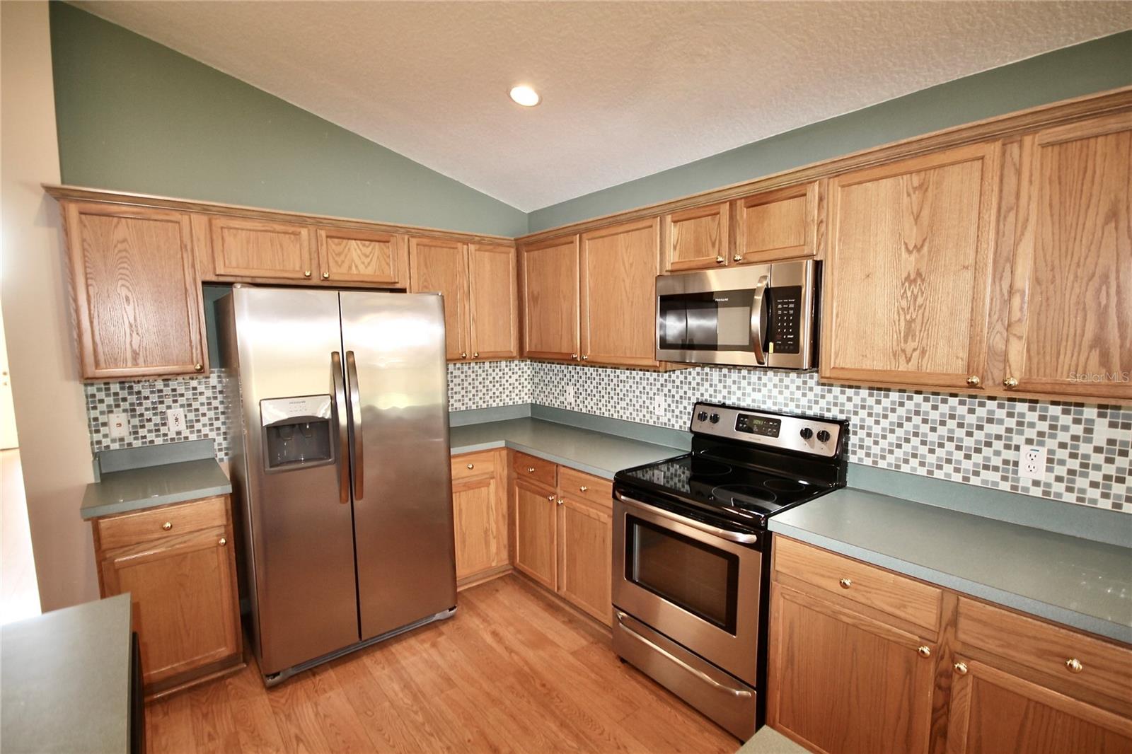Image 5 of 33 For 9429 Southern Garden Circle