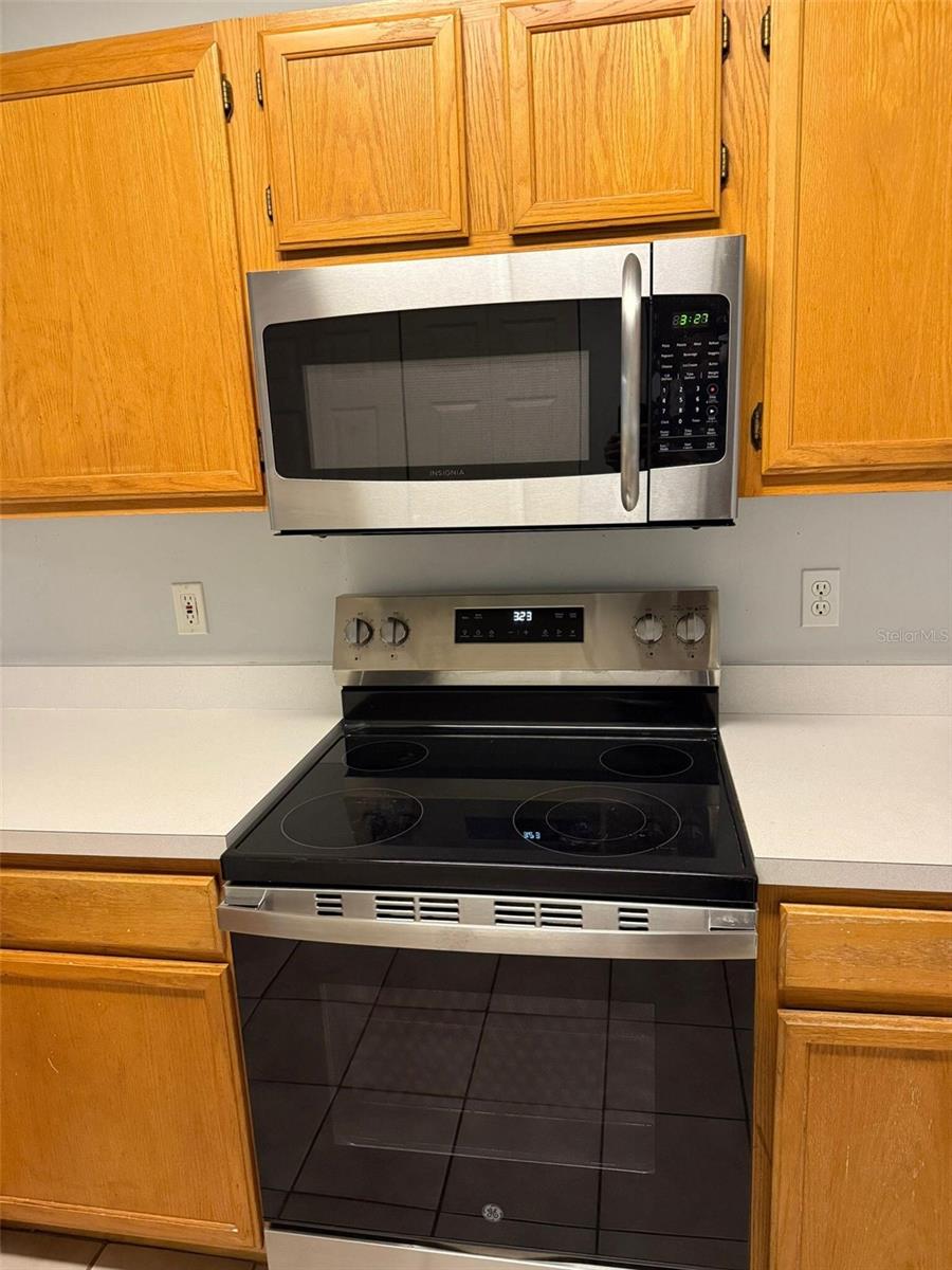 Image 11 of 22 For 4415 34th Street 408