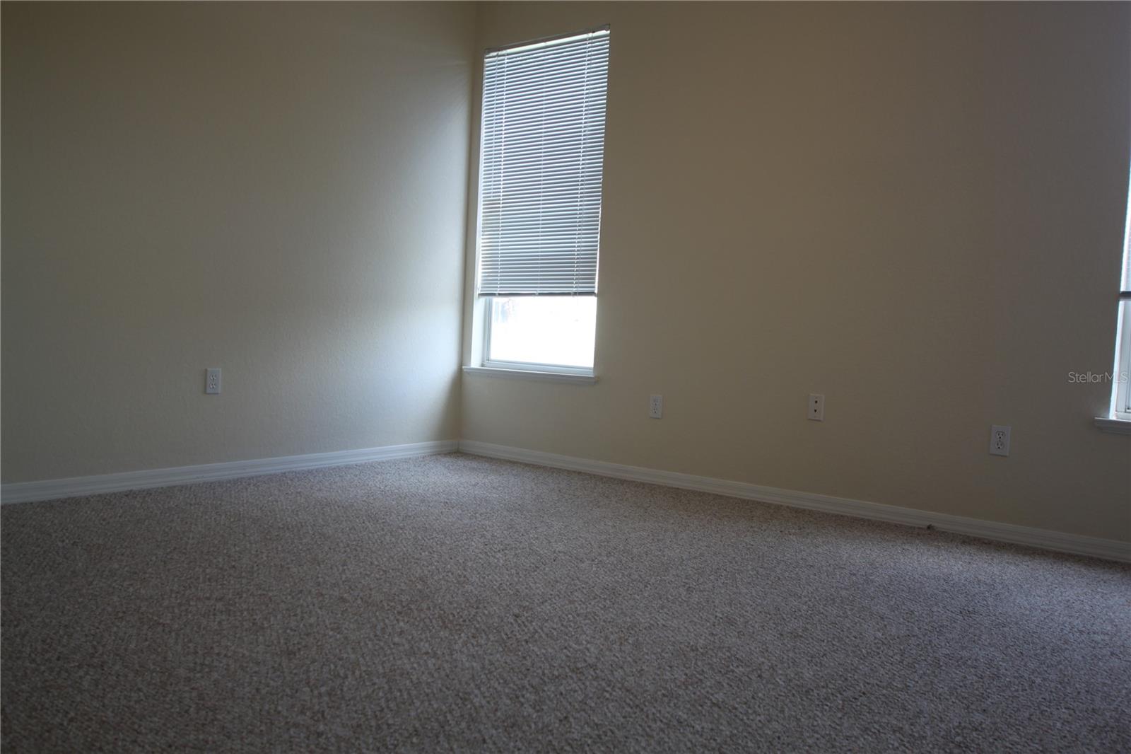 Image 7 of 12 For 5811 Legacy Crescent Place 202