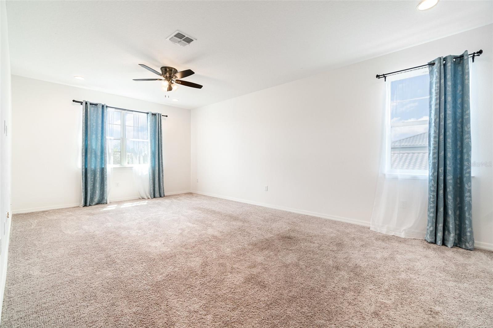 Image 31 of 37 For 10466 Siddington Drive
