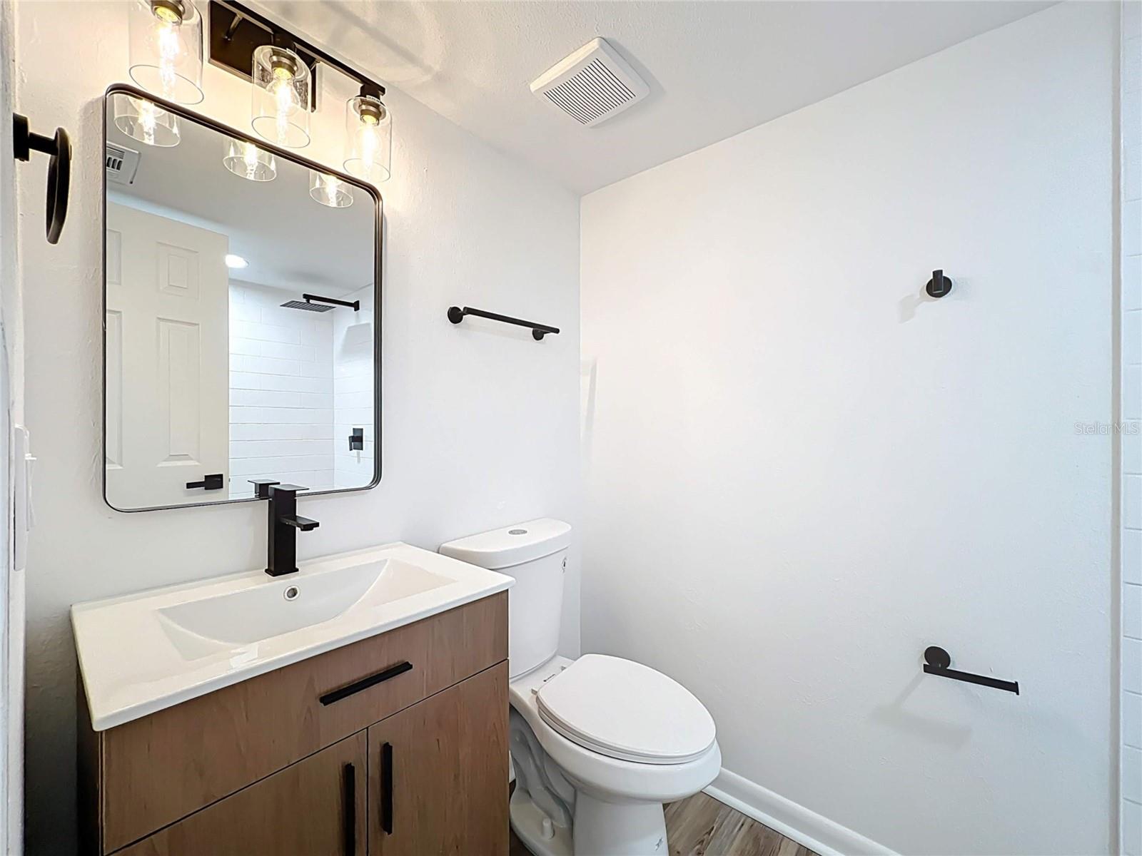 Image 30 of 56 For 1221 Oak Haven Drive