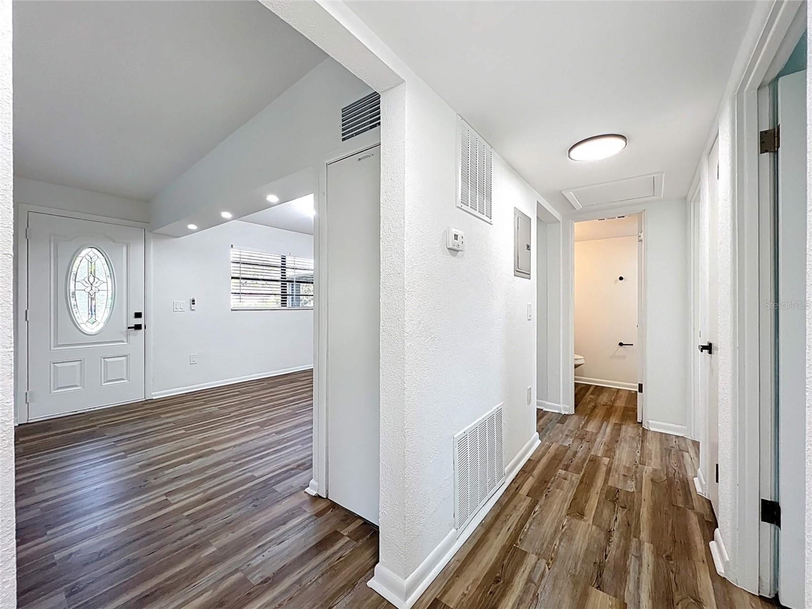Image 33 of 56 For 1221 Oak Haven Drive