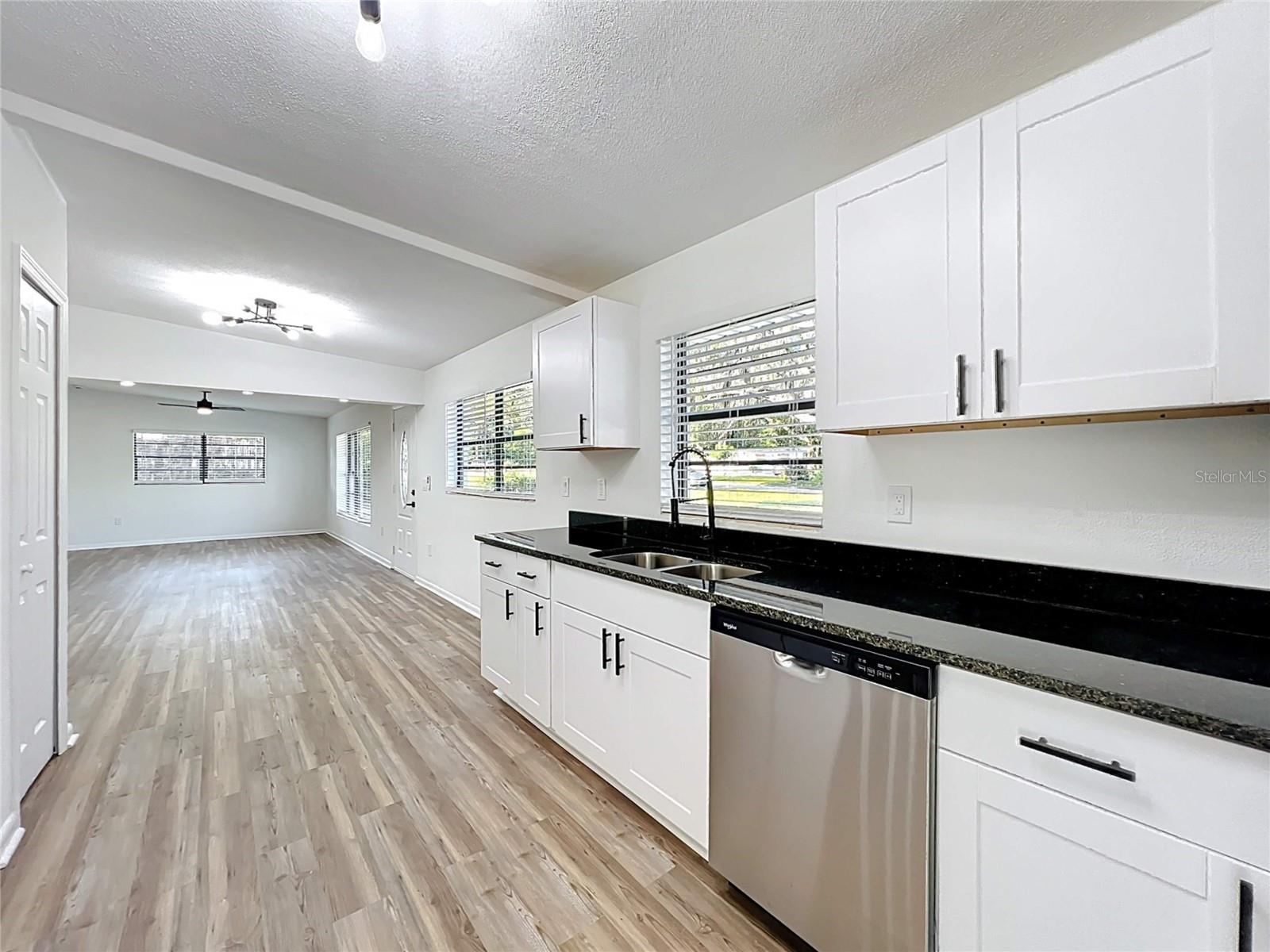 Image 36 of 56 For 1221 Oak Haven Drive