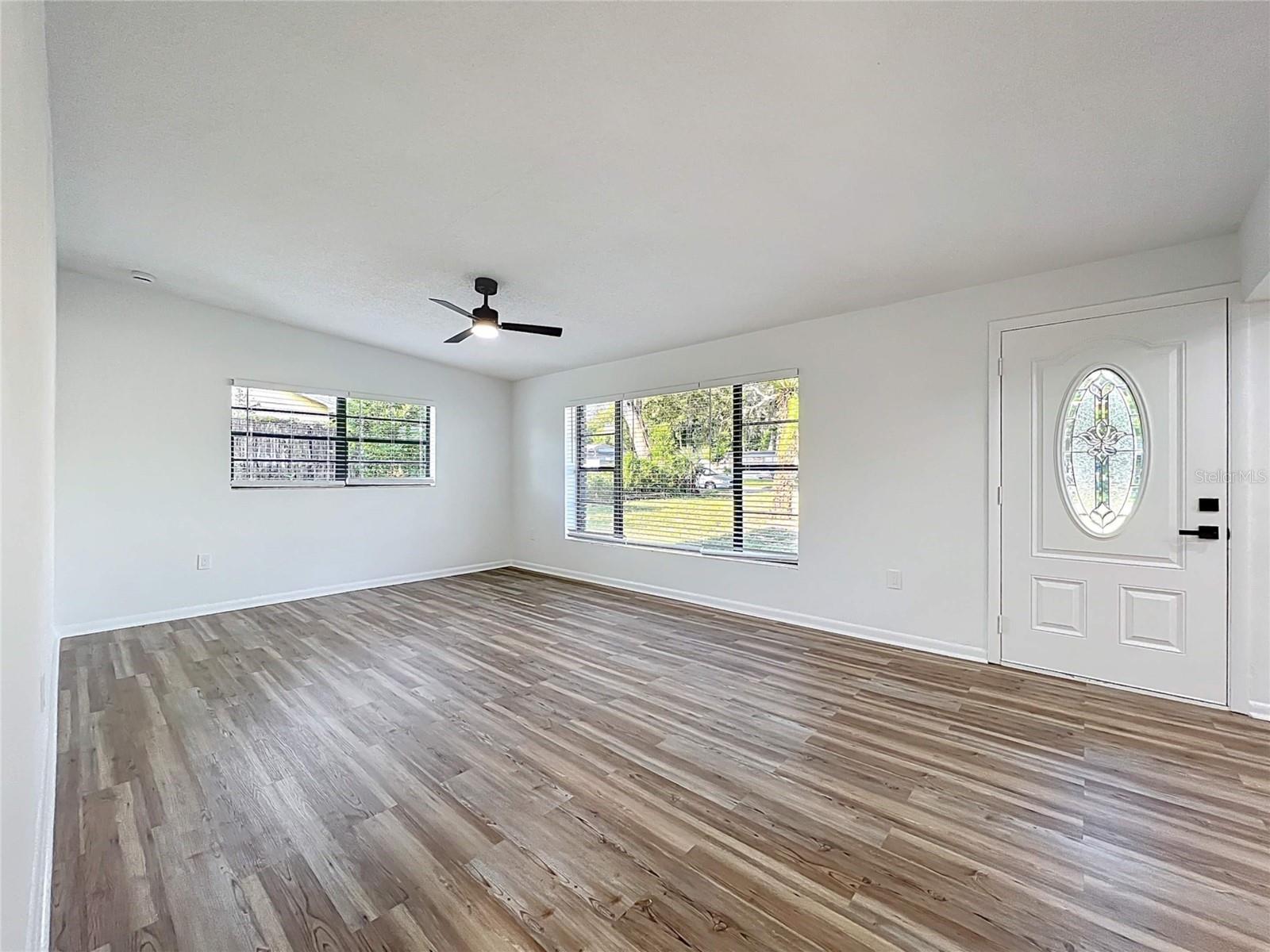 Image 42 of 56 For 1221 Oak Haven Drive