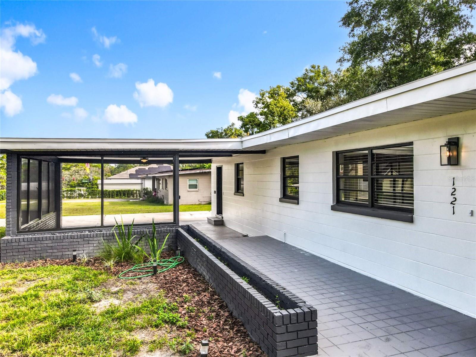 Image 49 of 56 For 1221 Oak Haven Drive