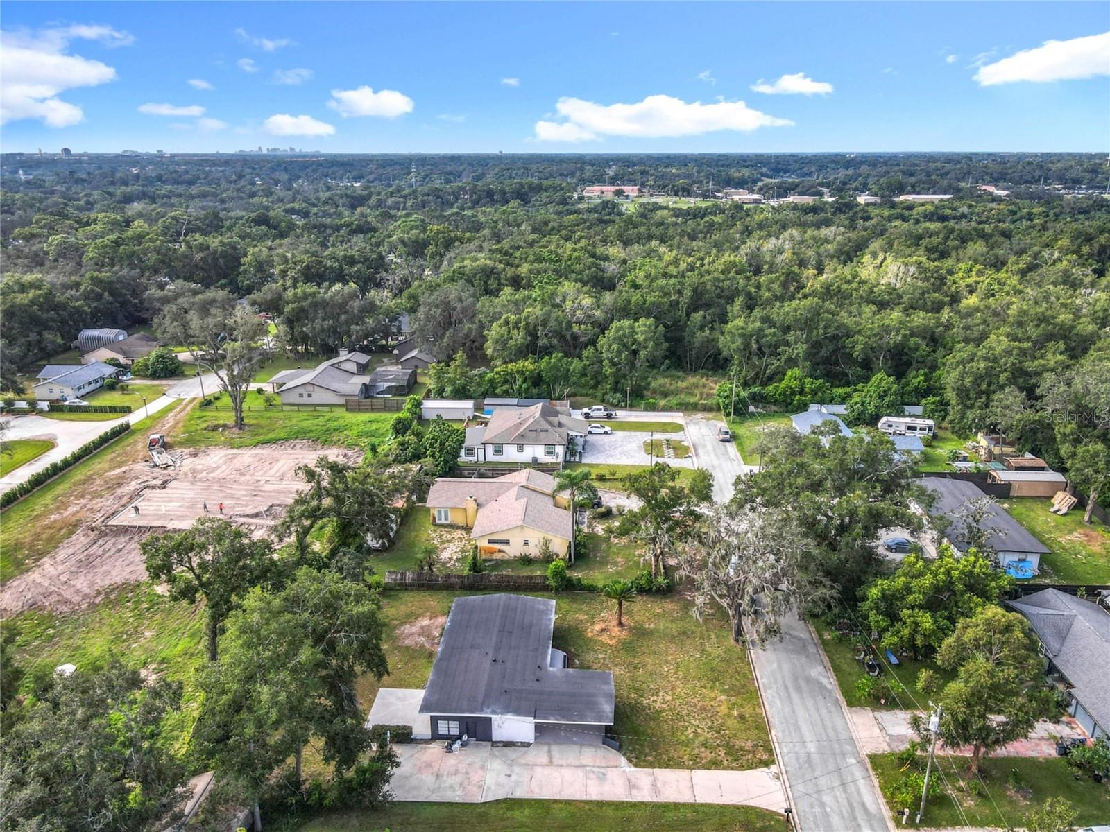 Image 6 of 56 For 1221 Oak Haven Drive