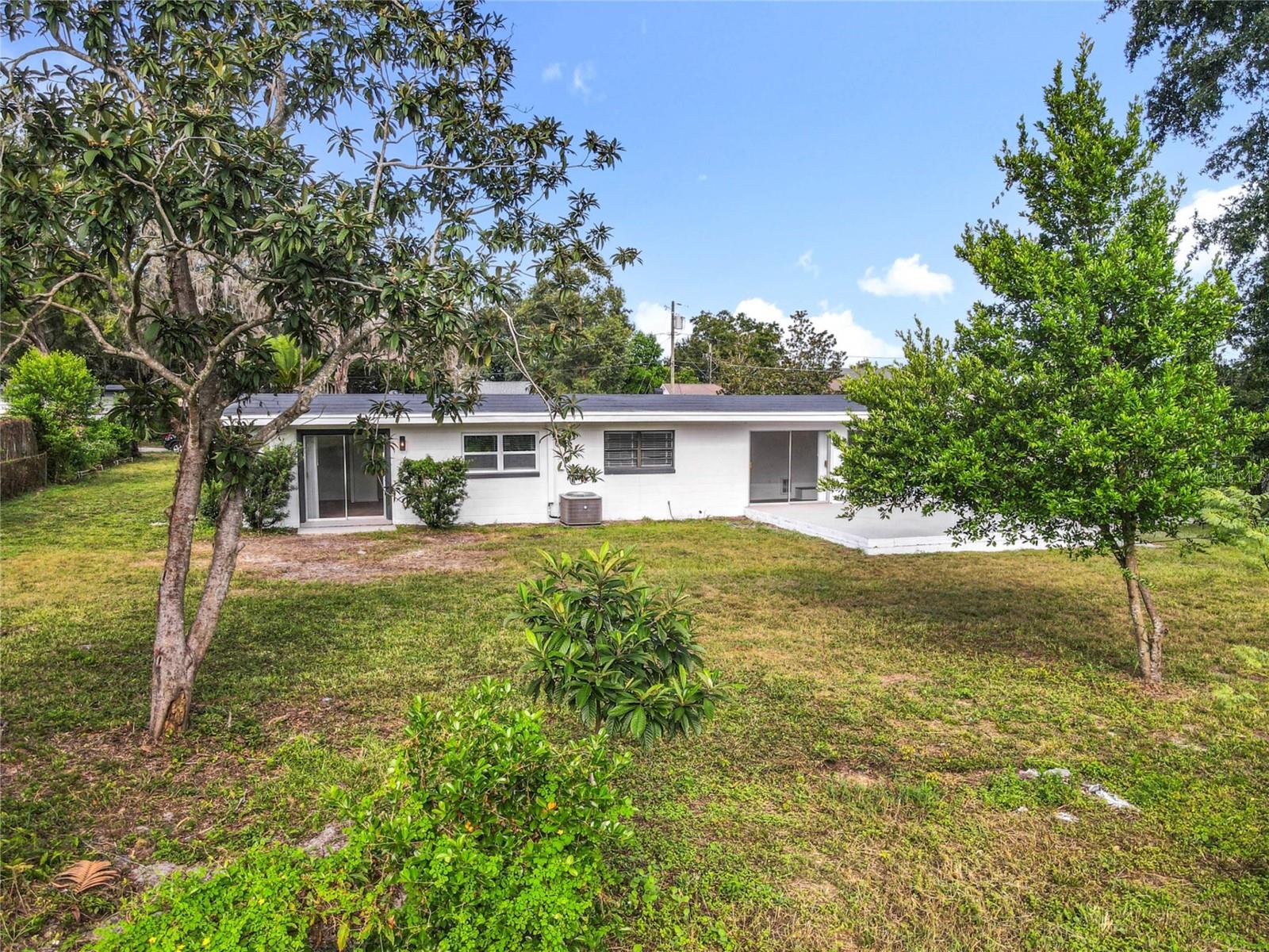 Image 9 of 56 For 1221 Oak Haven Drive