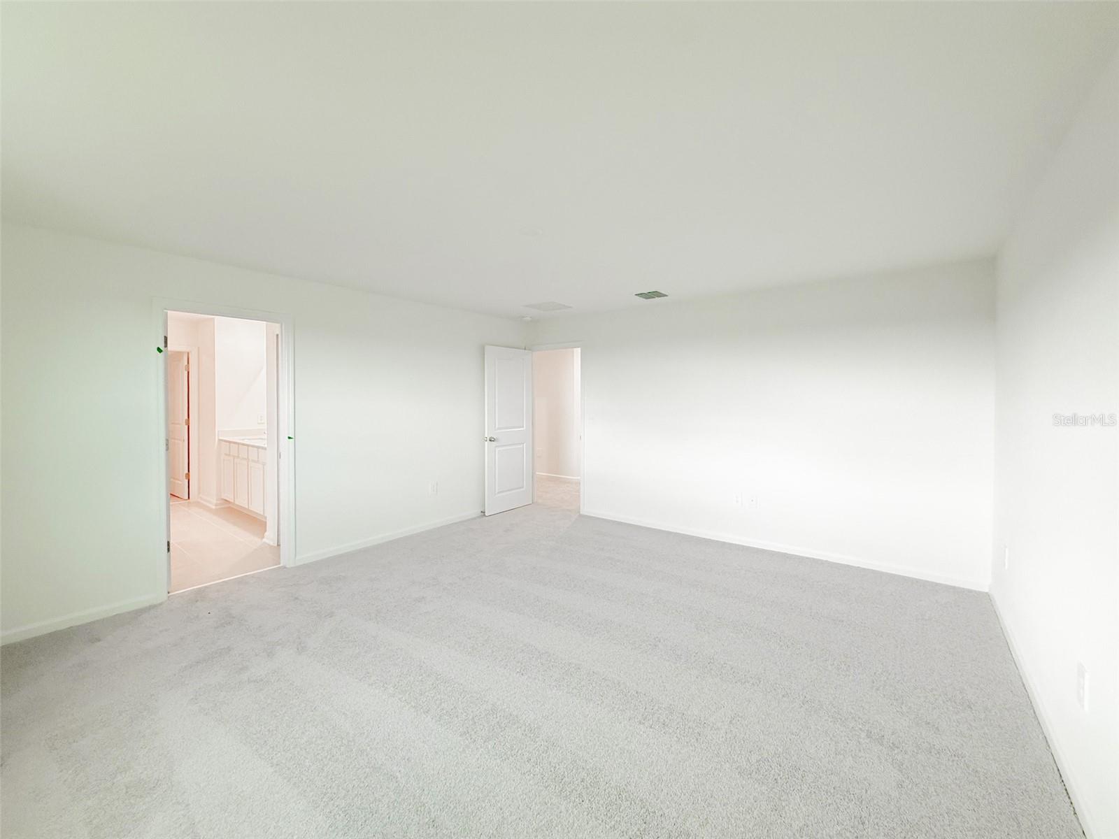 Image 21 of 38 For 4706 Golden Knight Boulevard