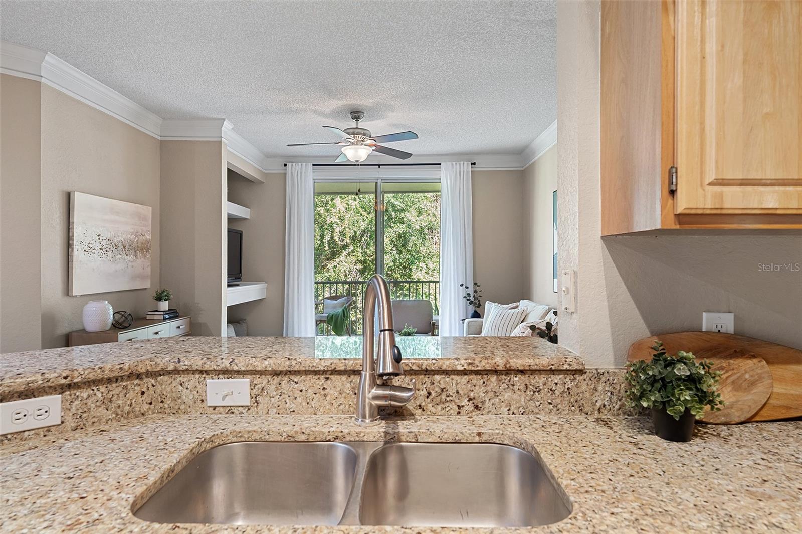 Image 10 of 32 For 13025 Mulberry Park Dr  326
