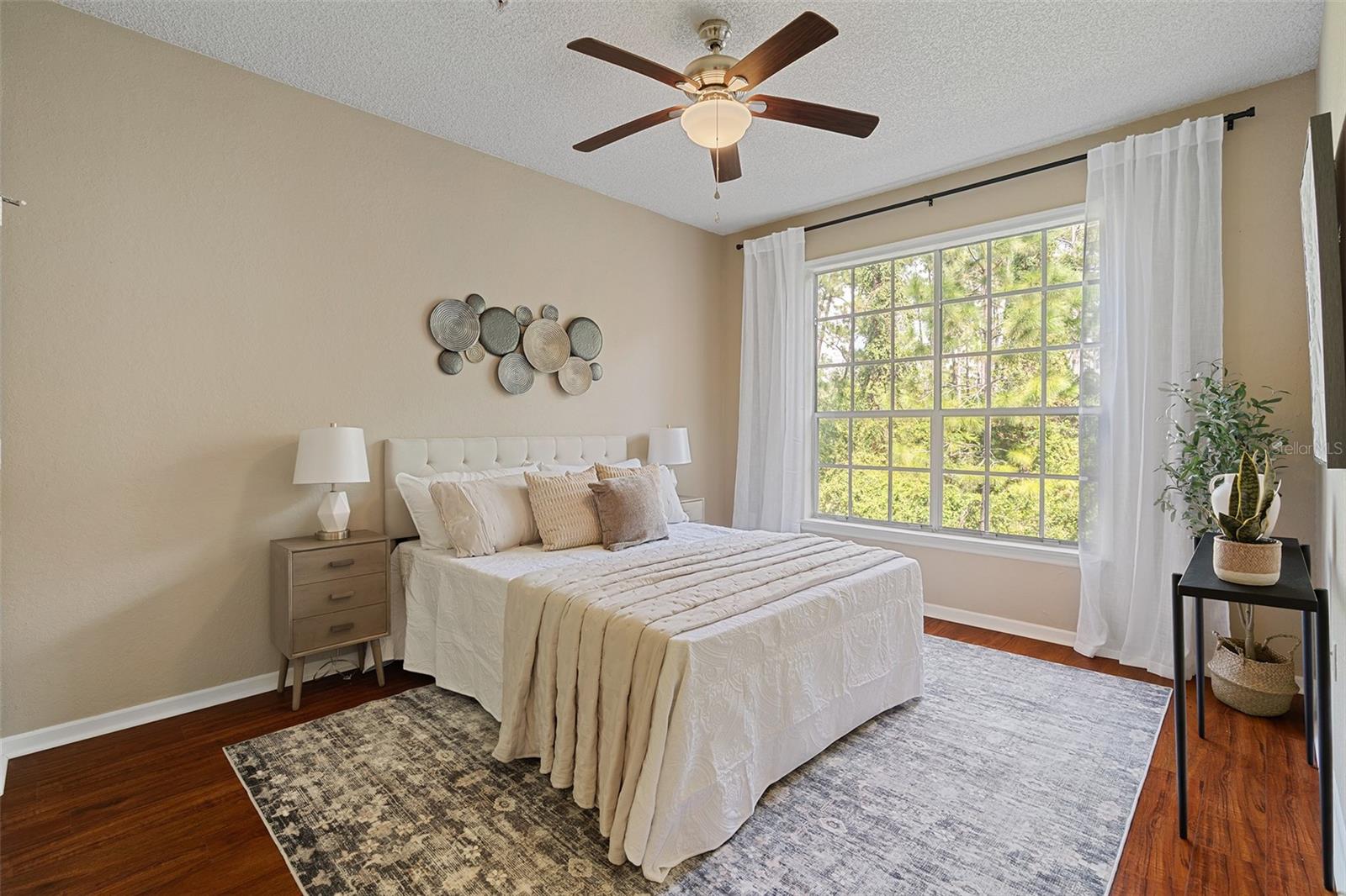 Image 15 of 32 For 13025 Mulberry Park Dr  326