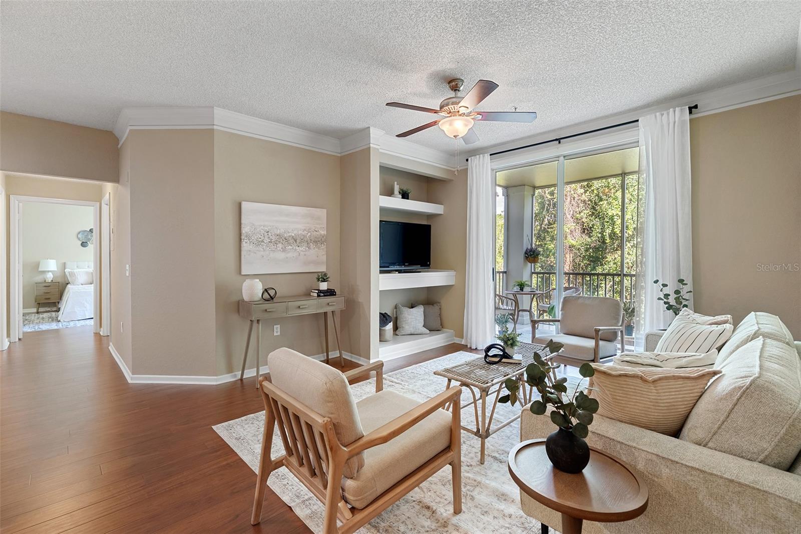 Image 4 of 32 For 13025 Mulberry Park Dr  326