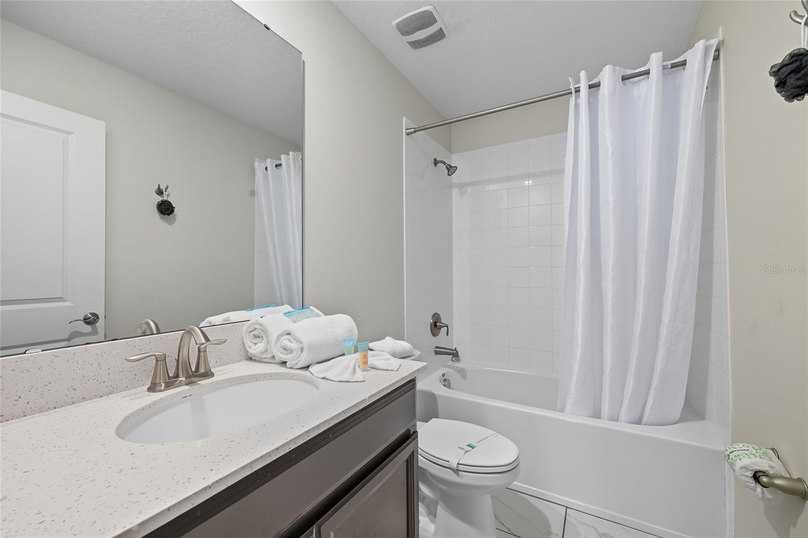 Image 21 of 37 For 8910 Cabot Cliffs Drive