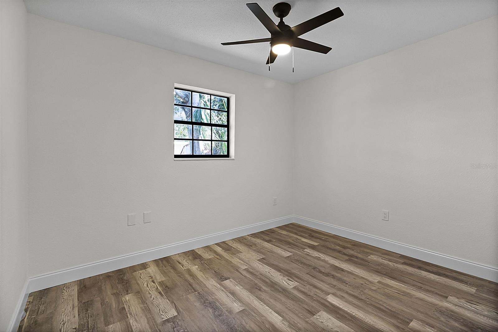 Image 12 of 26 For 309 Cornell Avenue