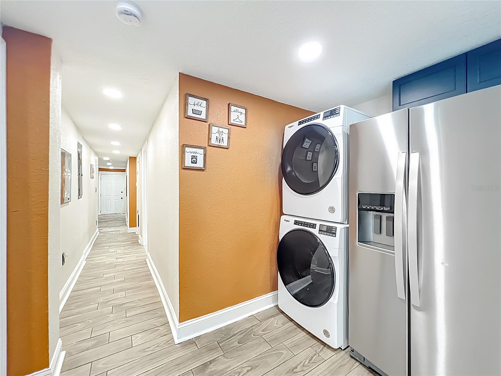 Image 10 of 39 For 638 6th Terrace