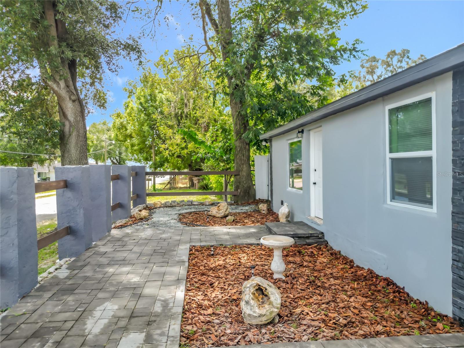 Image 2 of 39 For 638 6th Terrace