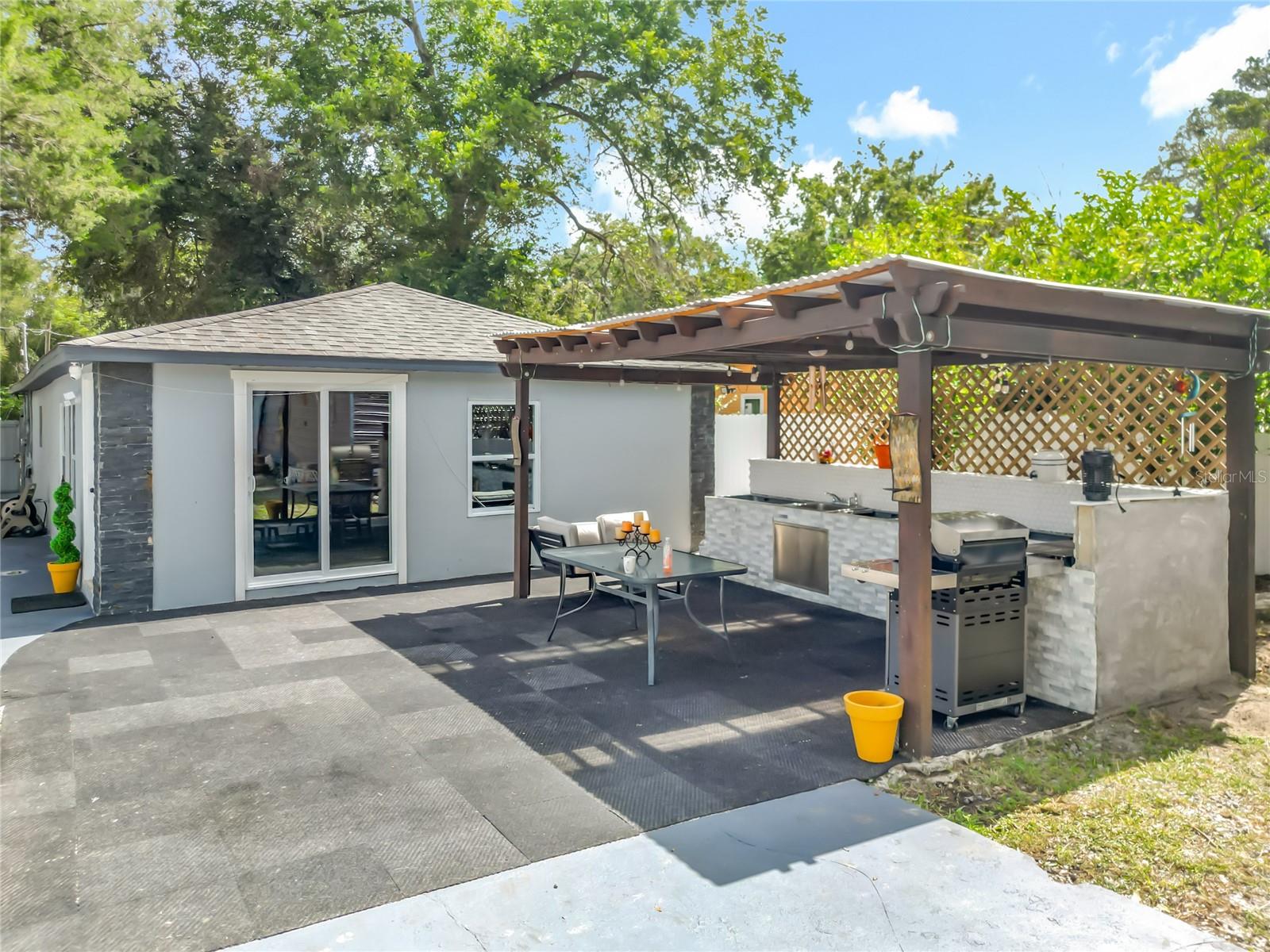 Image 30 of 39 For 638 6th Terrace