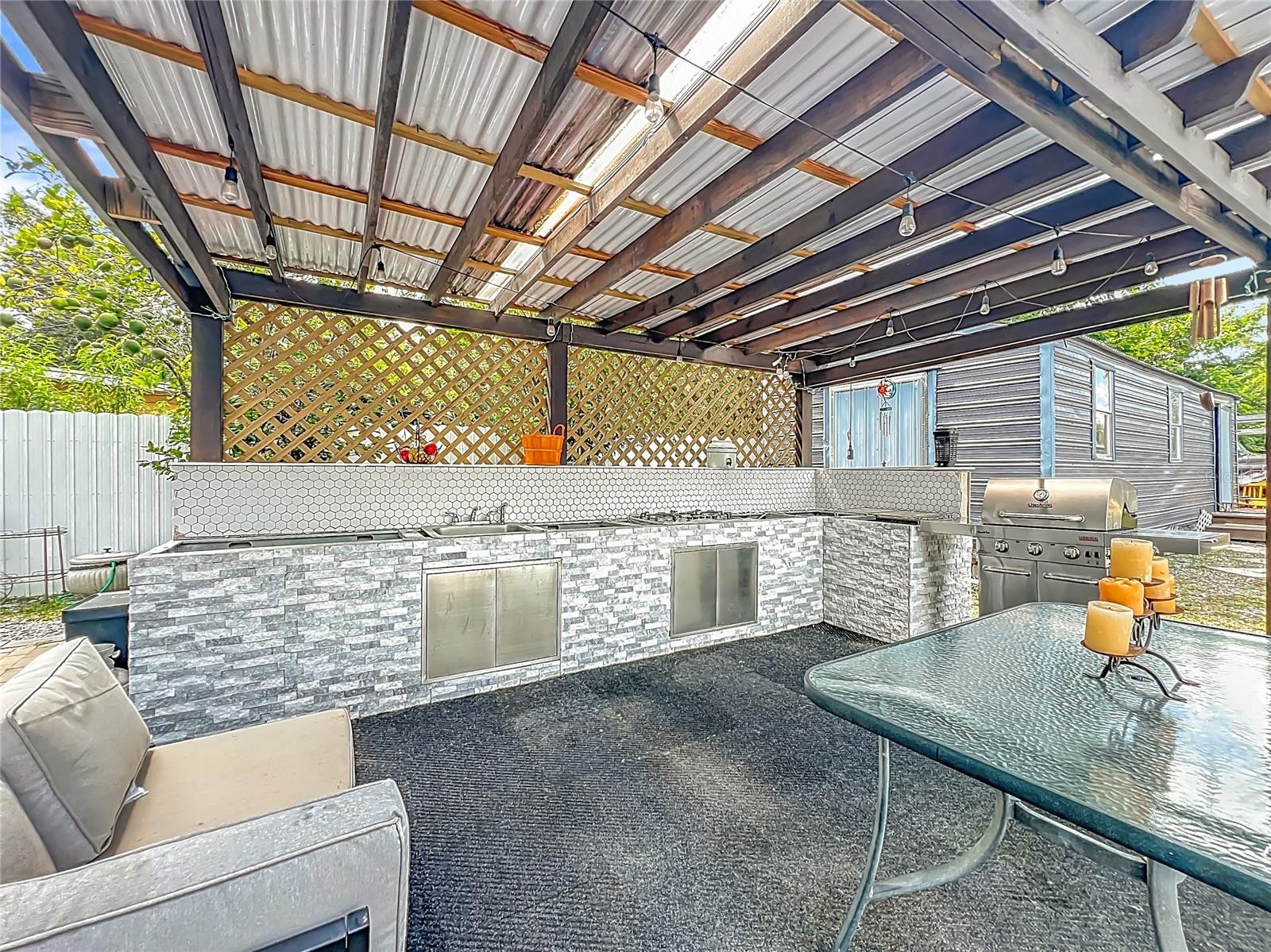 Image 32 of 39 For 638 6th Terrace