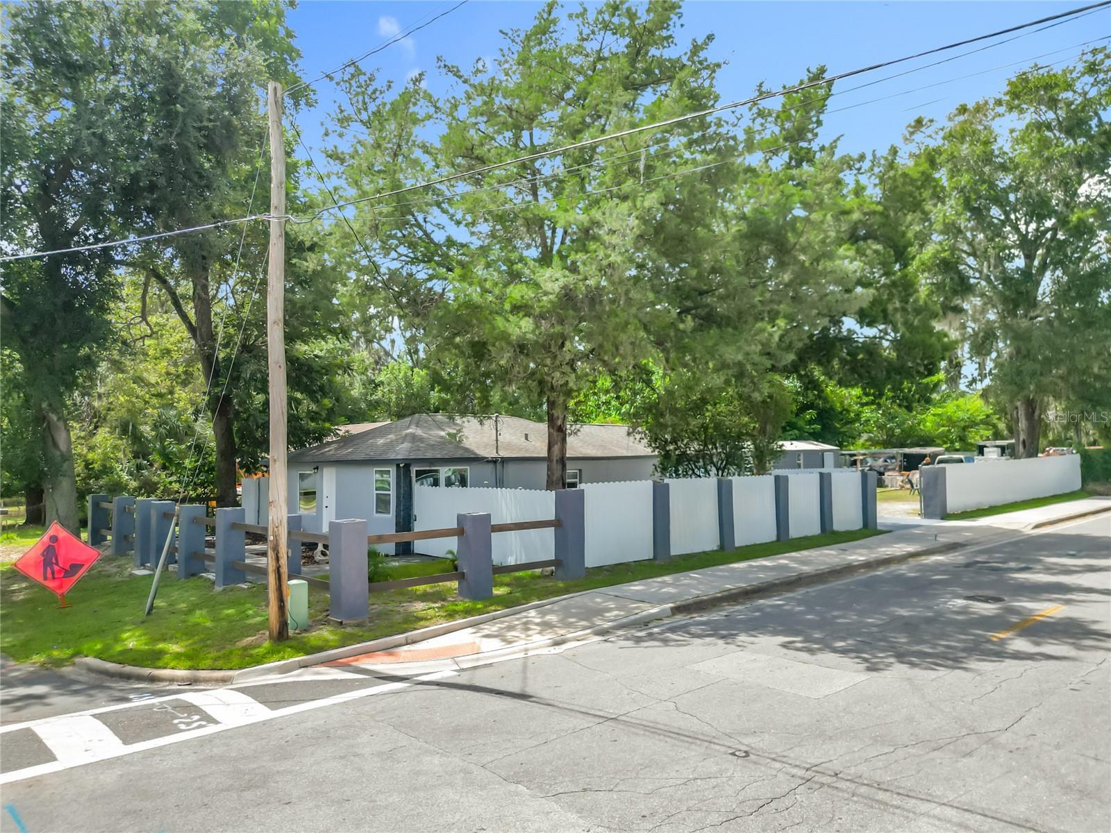 Image 36 of 39 For 638 6th Terrace