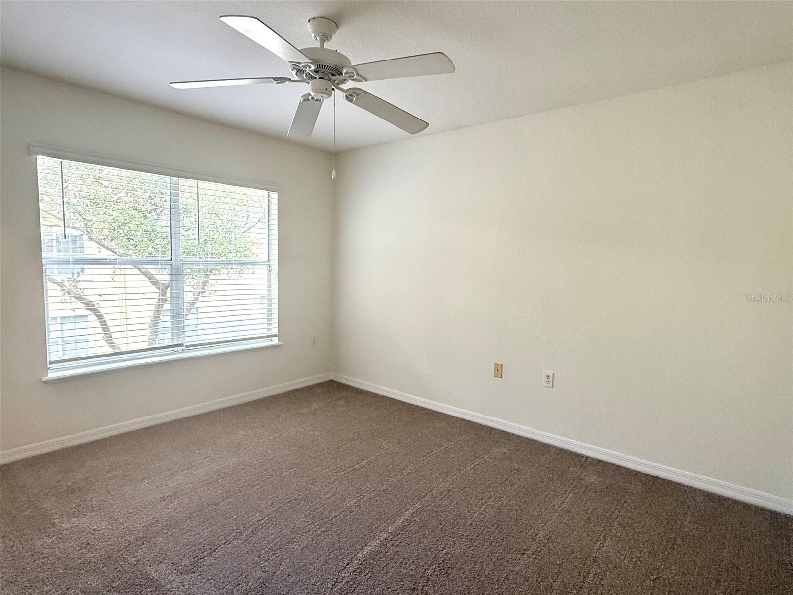 Image 10 of 20 For 2554 Legacy Lake Drive 2454