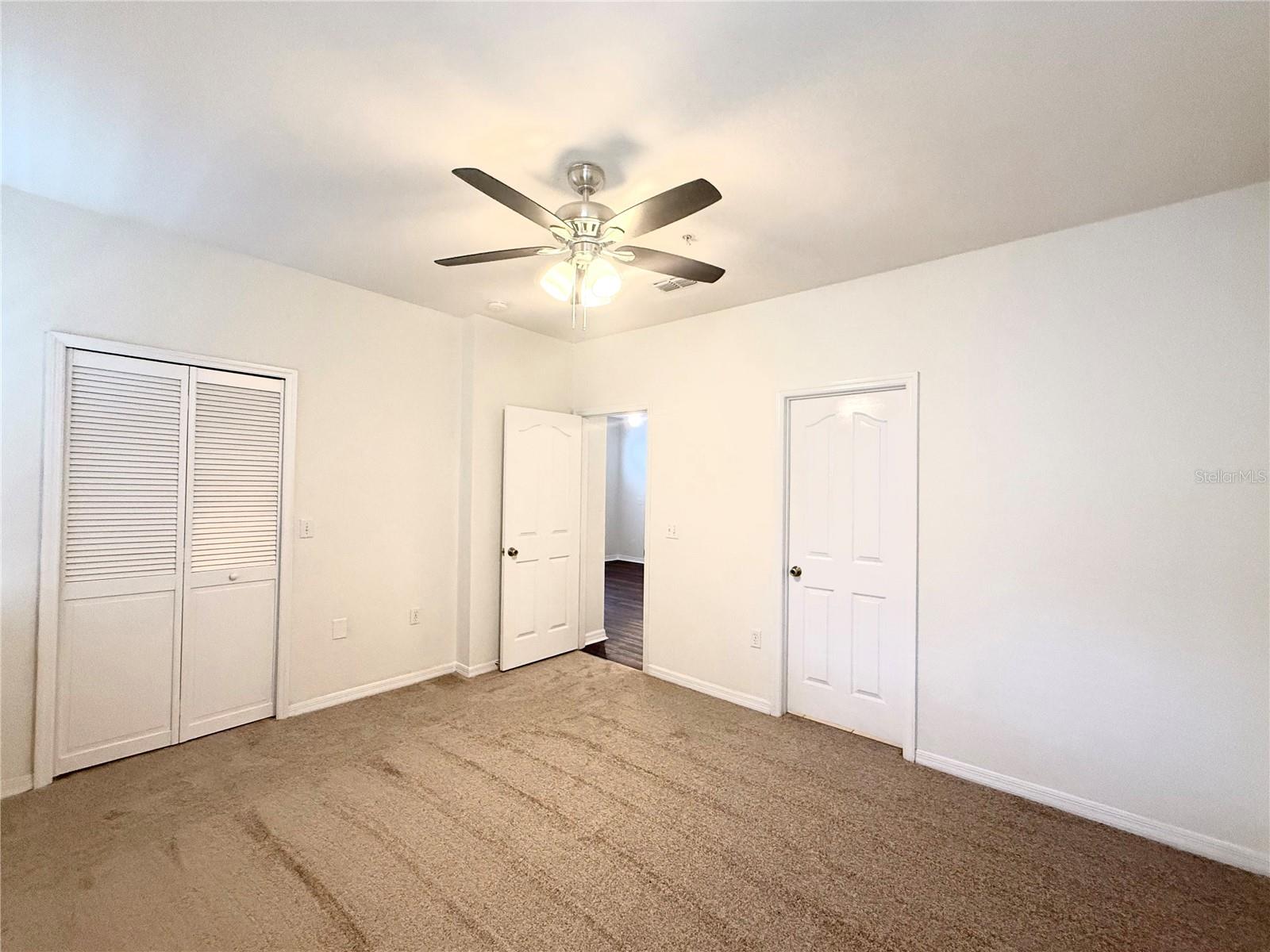 Image 7 of 20 For 2554 Legacy Lake Drive 2454