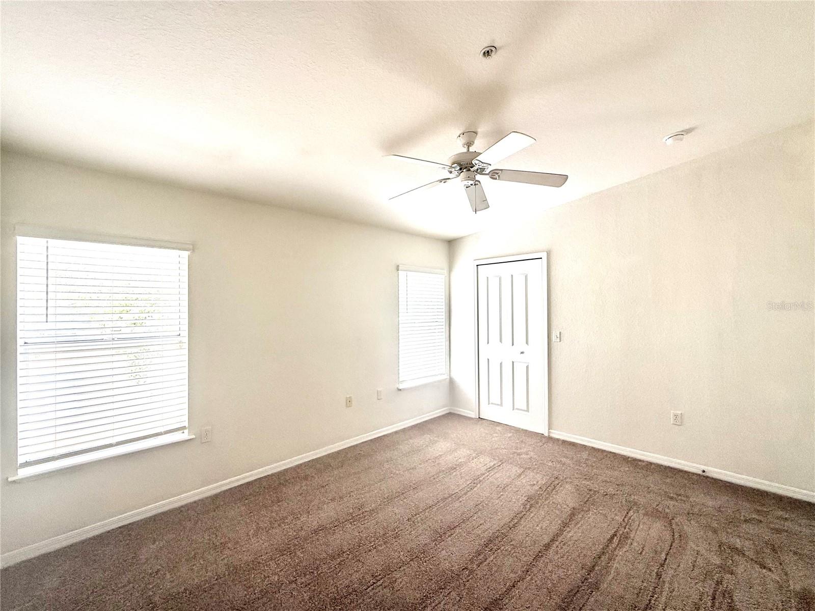 Image 9 of 20 For 2554 Legacy Lake Drive 2454