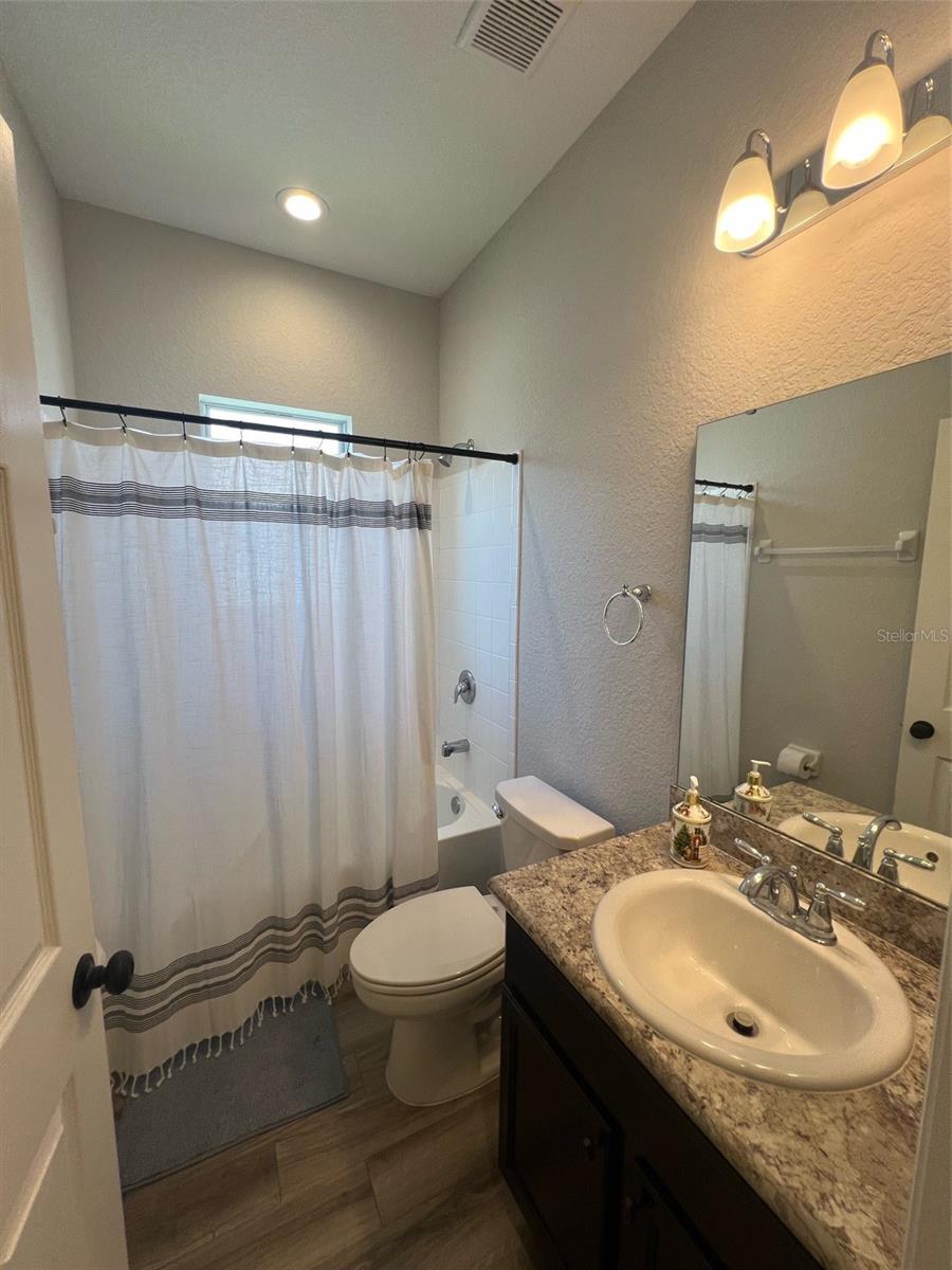 Image 14 of 30 For 4539 Calumet Drive