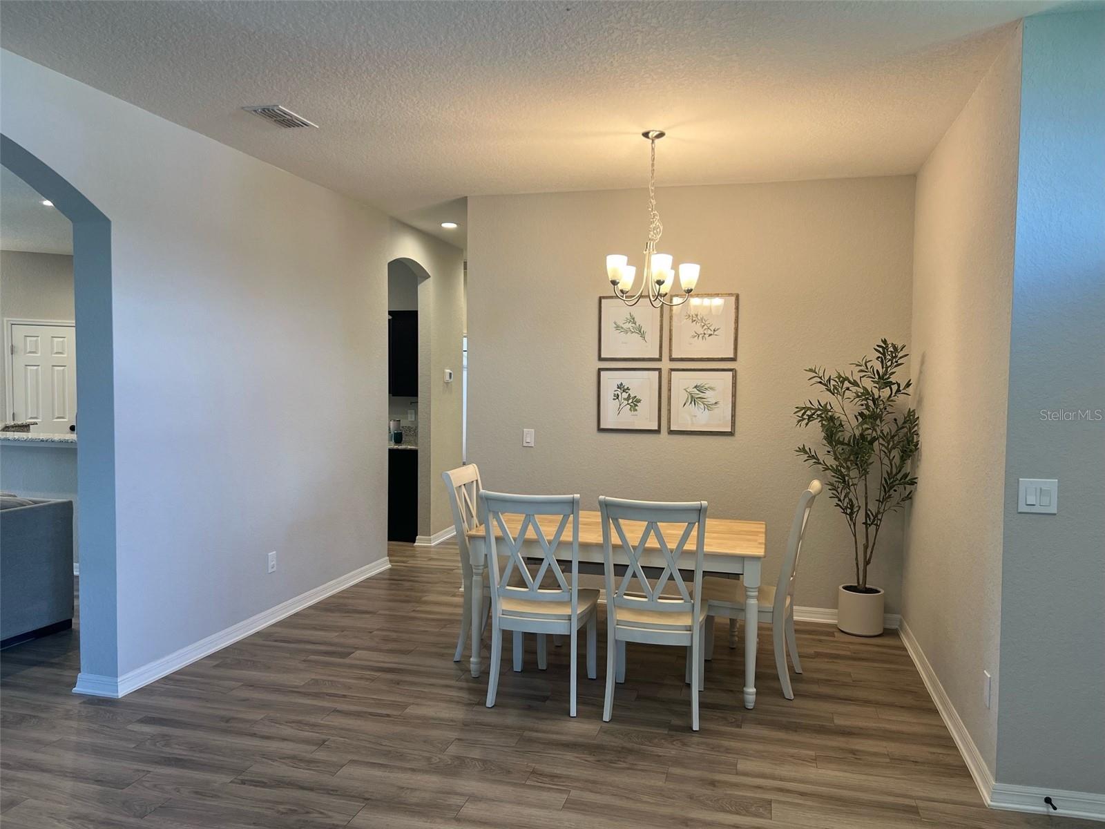 Image 6 of 30 For 4539 Calumet Drive