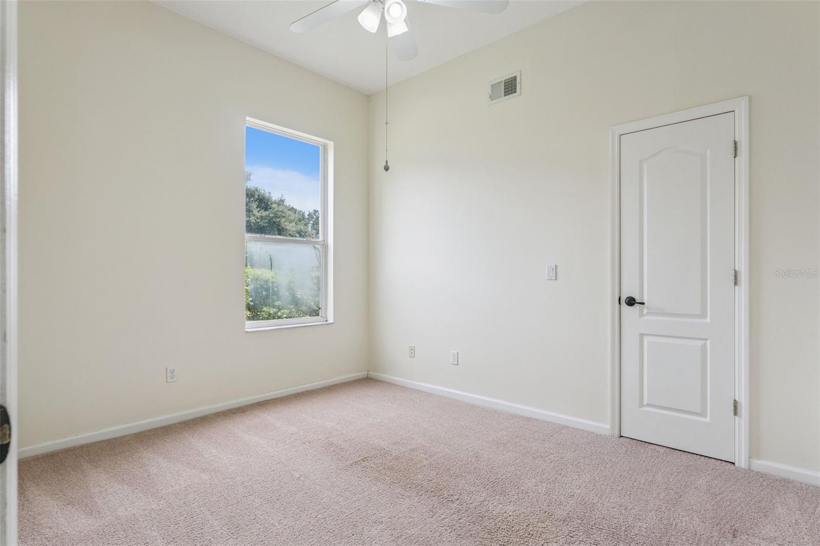 Image 21 of 37 For 522 Sand Wedge Loop