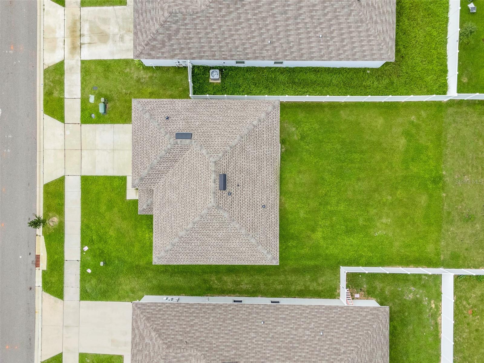 Image 35 of 41 For 1506 Finnigan Circle