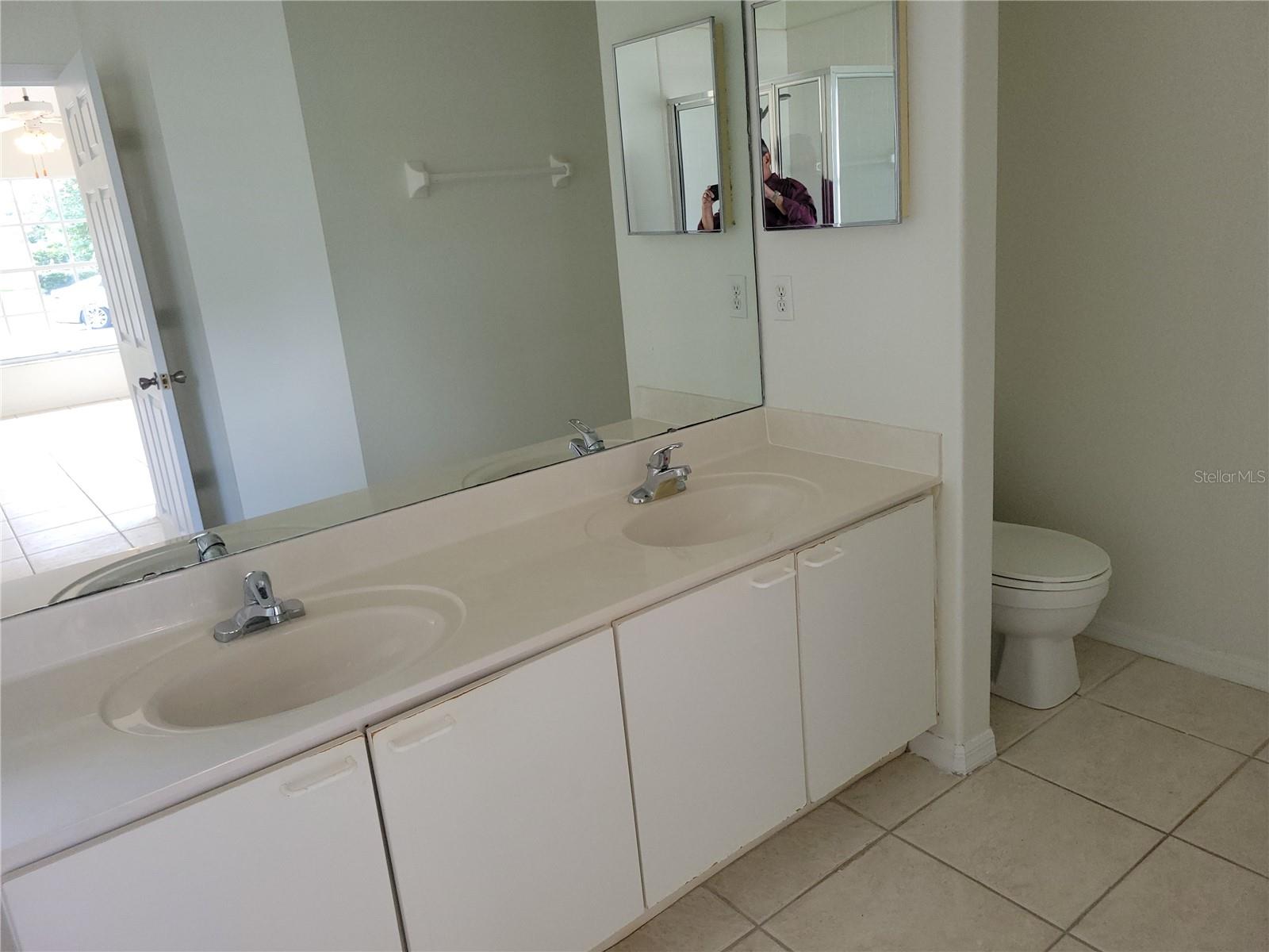 Image 15 of 21 For 10815 Dearden Circle