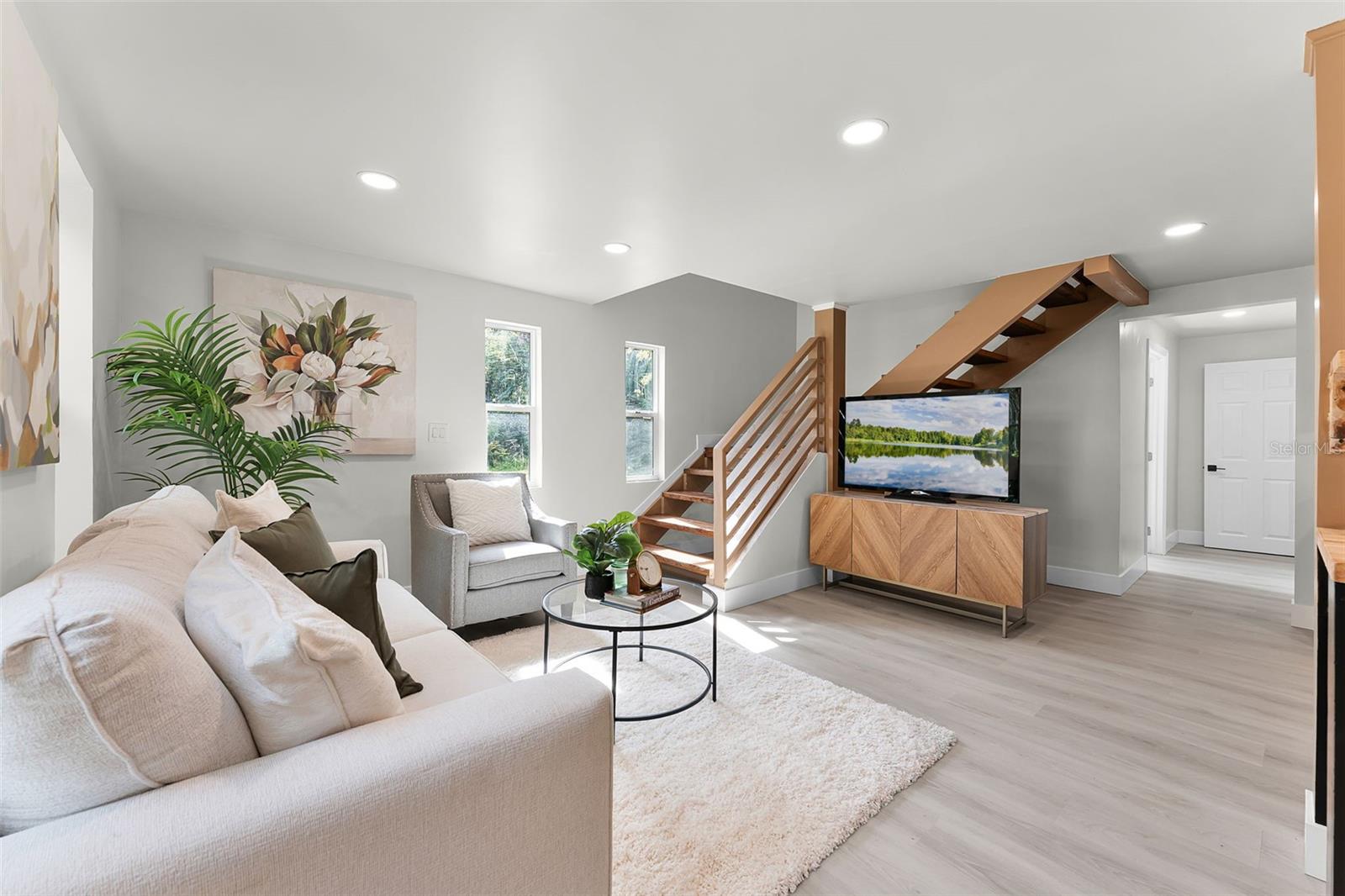 Image 11 of 38 For 280 Clark Street