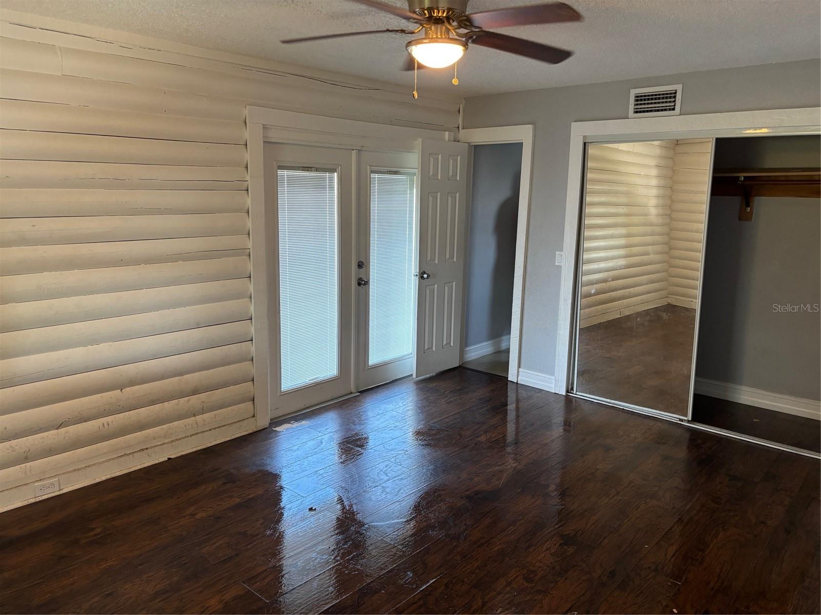 Image 4 of 14 For 4221 Greenfern Drive