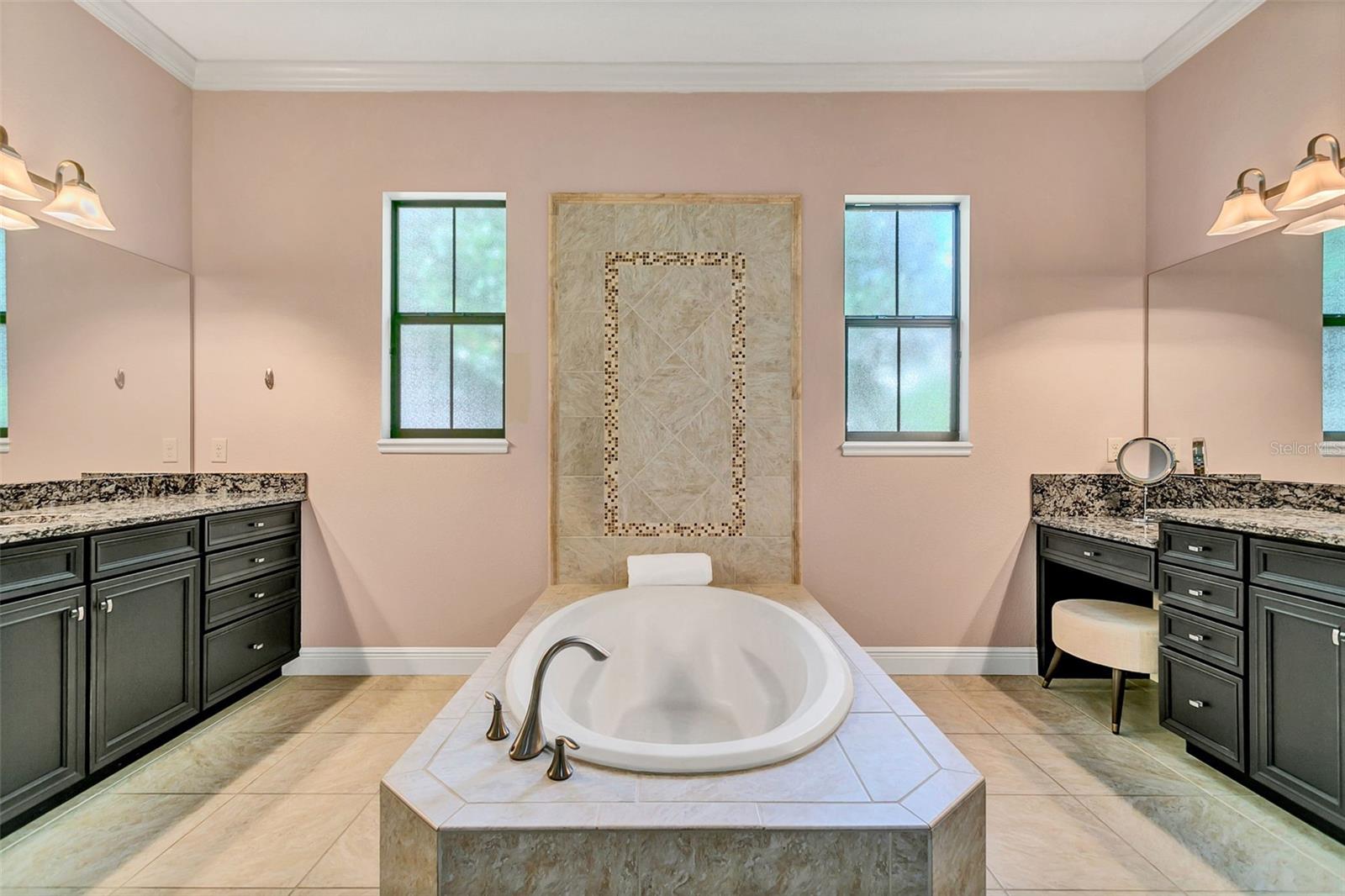 Image 35 of 76 For 11946 Waterstone Loop Drive