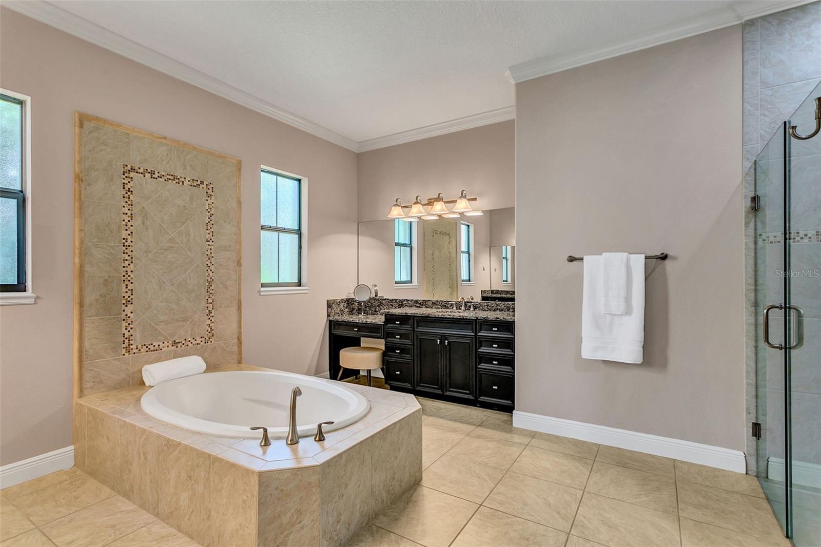 Image 36 of 76 For 11946 Waterstone Loop Drive