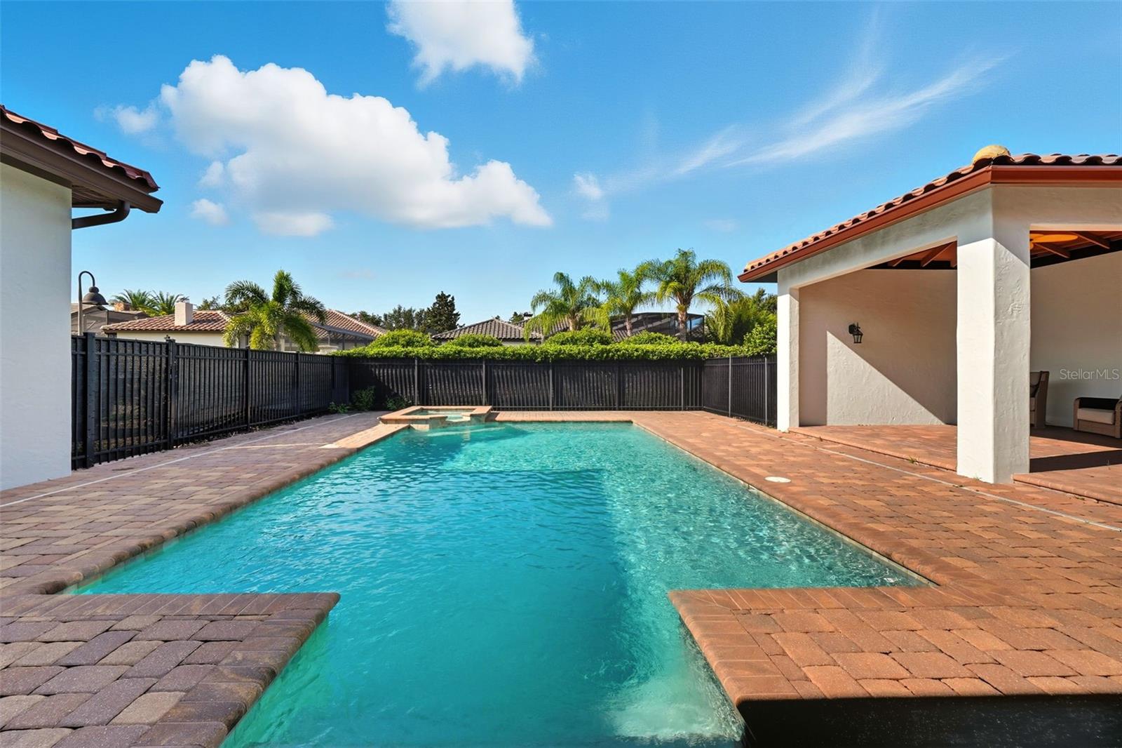 Image 57 of 76 For 11946 Waterstone Loop Drive