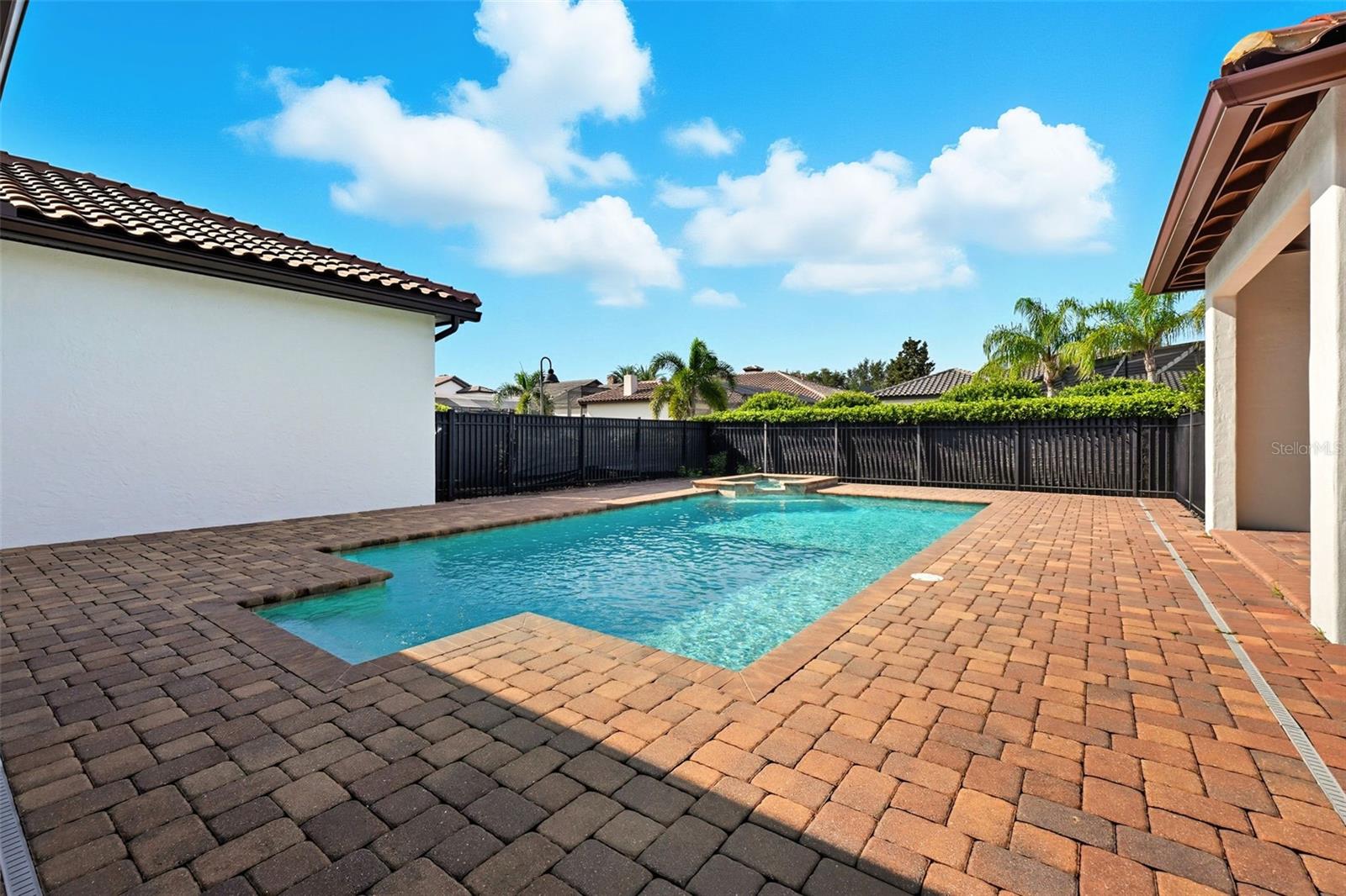 Image 58 of 76 For 11946 Waterstone Loop Drive