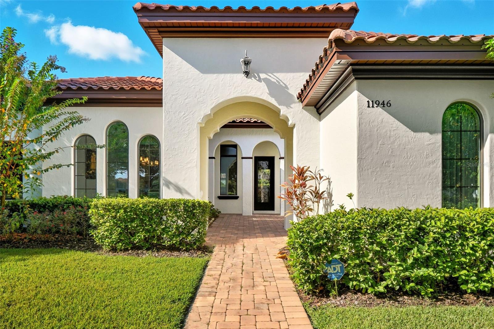 Image 6 of 76 For 11946 Waterstone Loop Drive